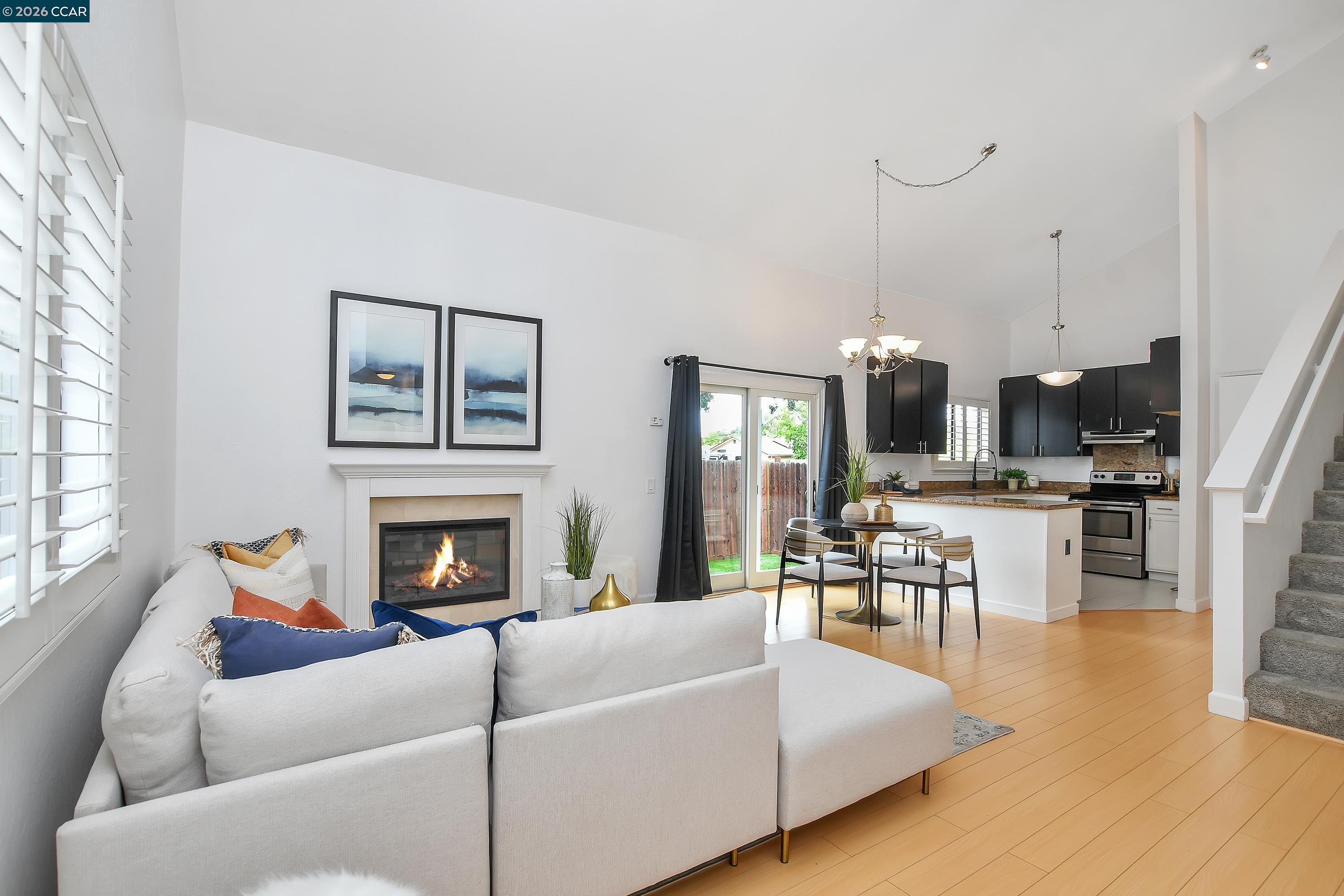 Photo #6: 41132010 Listing: Photo #6