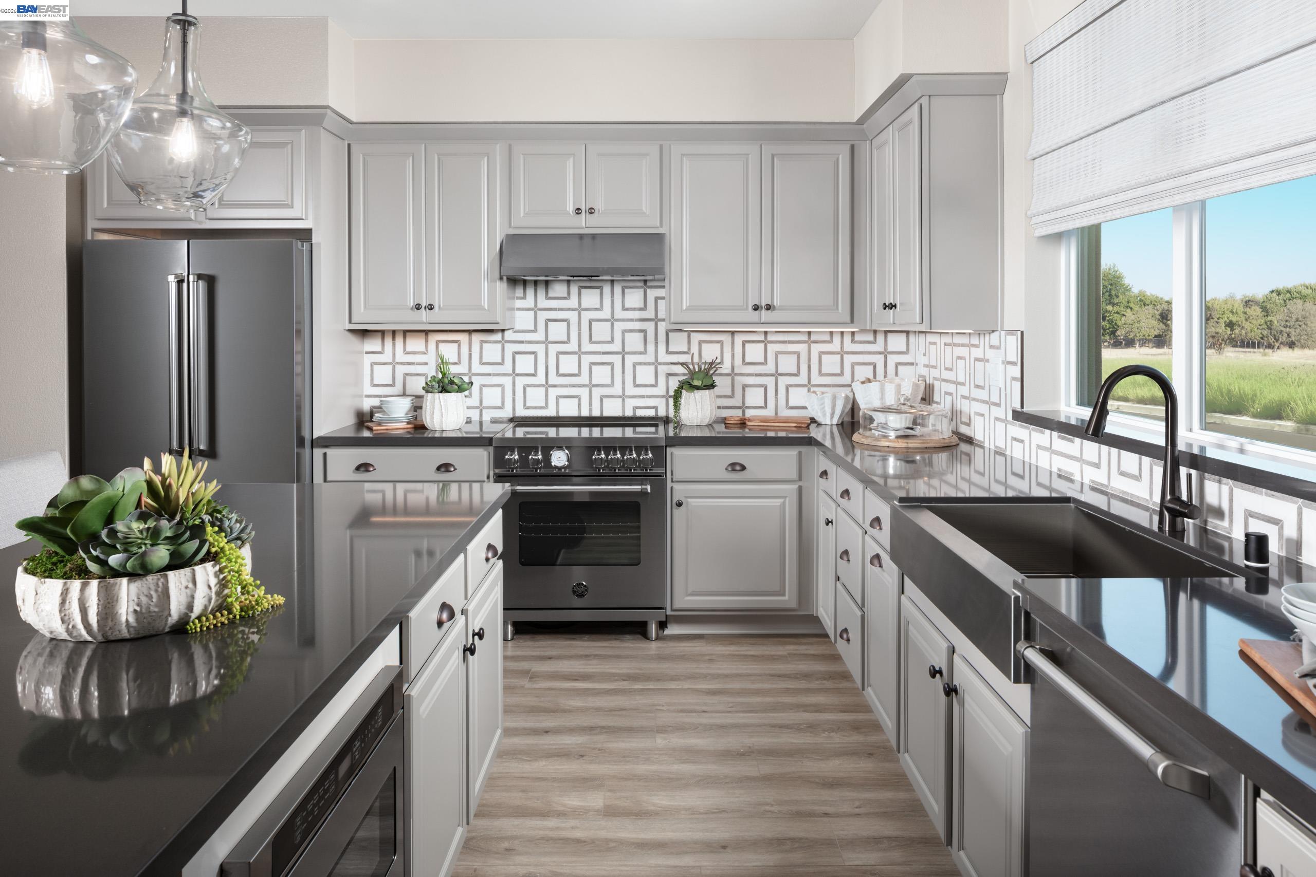 Photo #9: 41132012 Listing: Photo #9