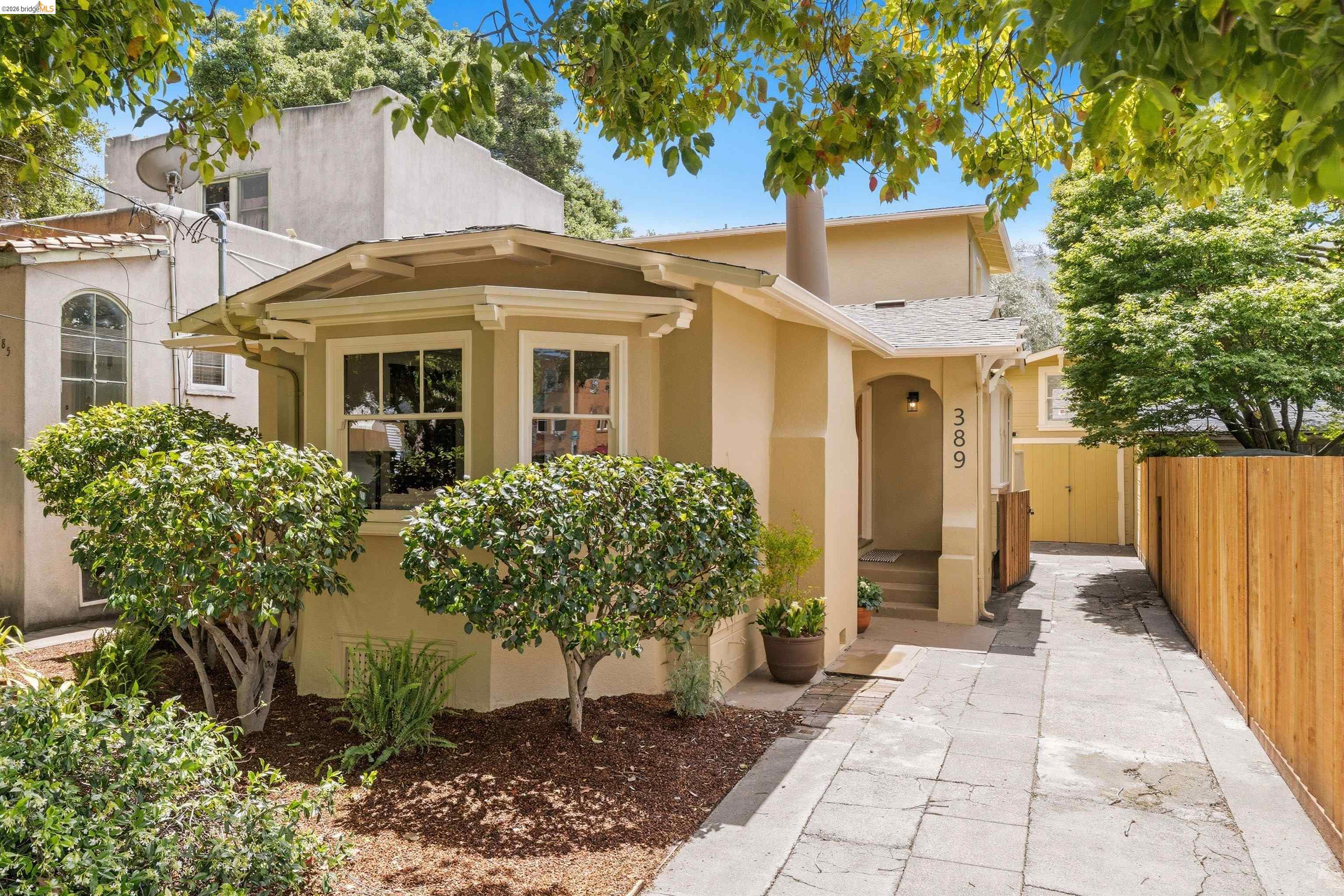 Front Image Thumbnail for EB41132014