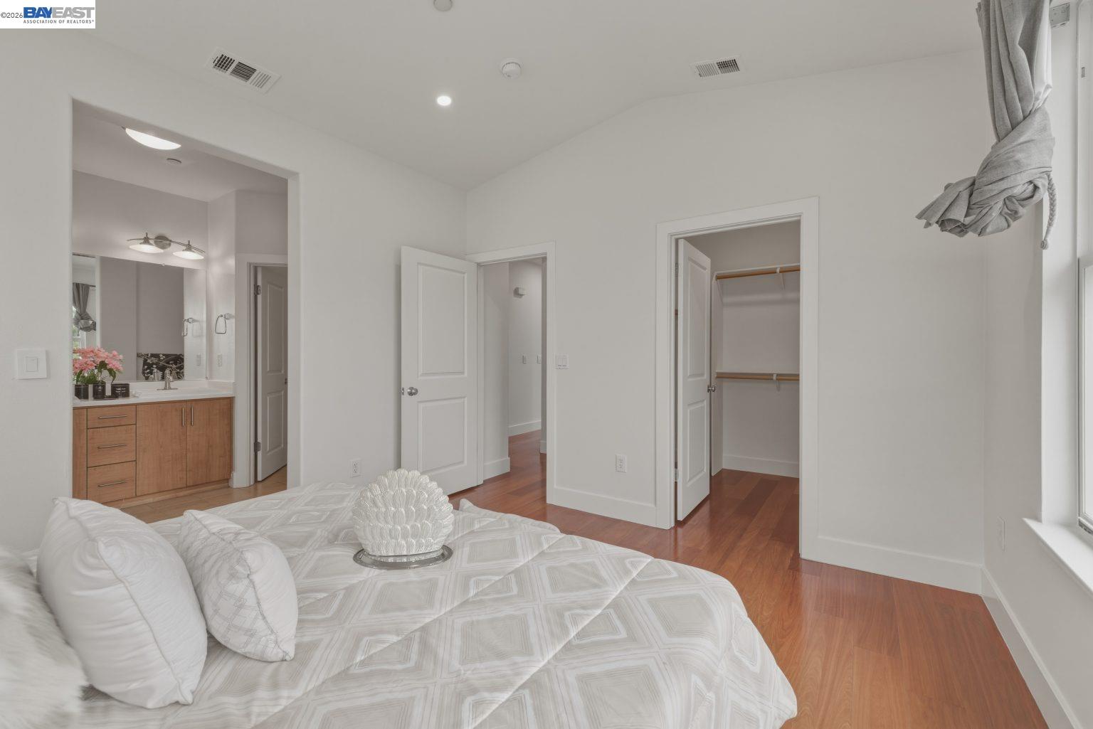 Photo #27: 41132037 Listing: Photo #27