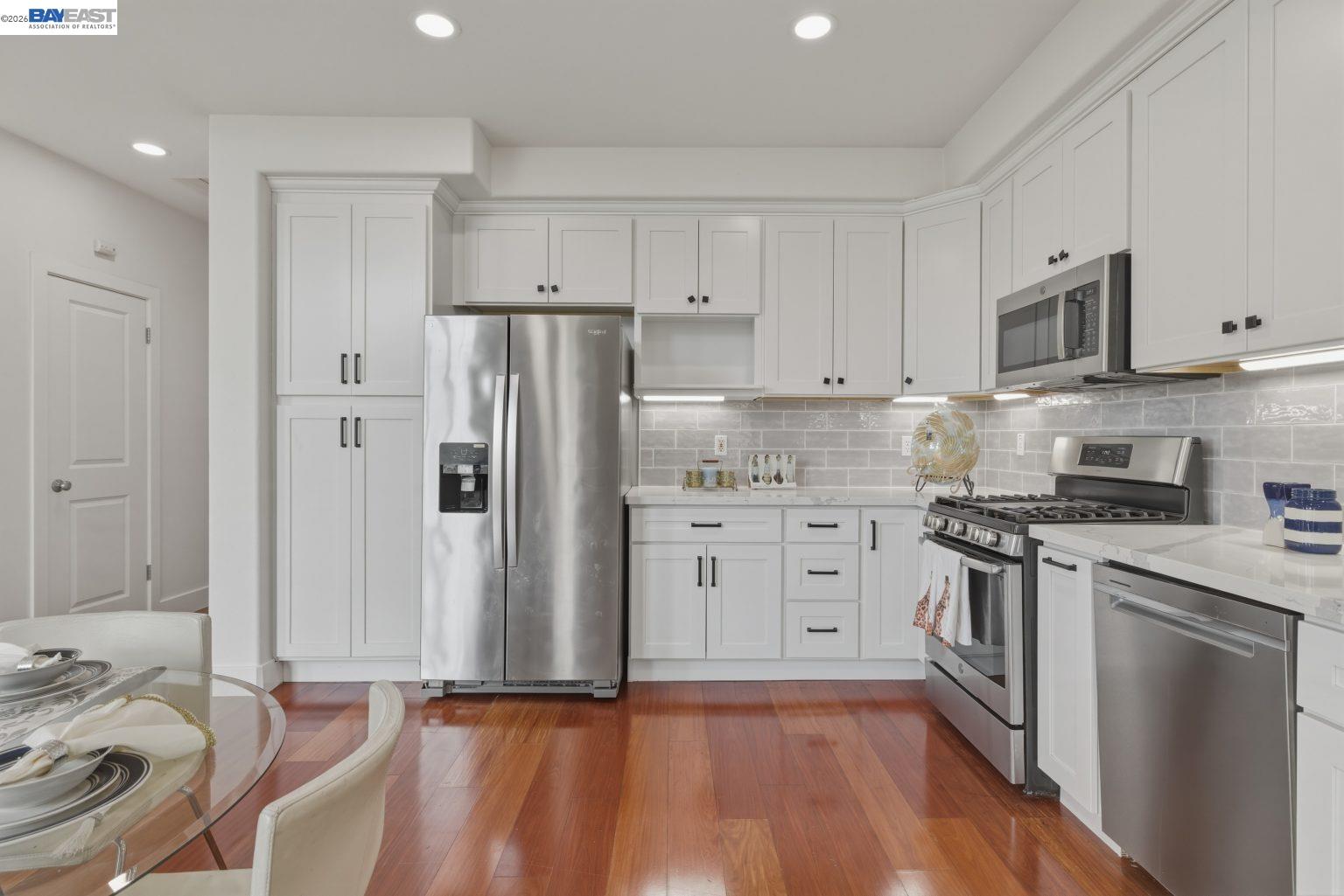 Photo #5: 41132037 Listing: Photo #5