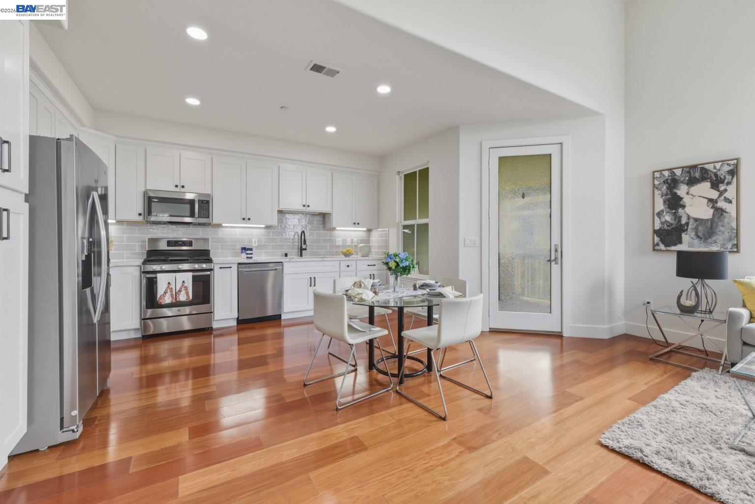 Photo #10: 41132037 Listing: Photo #10