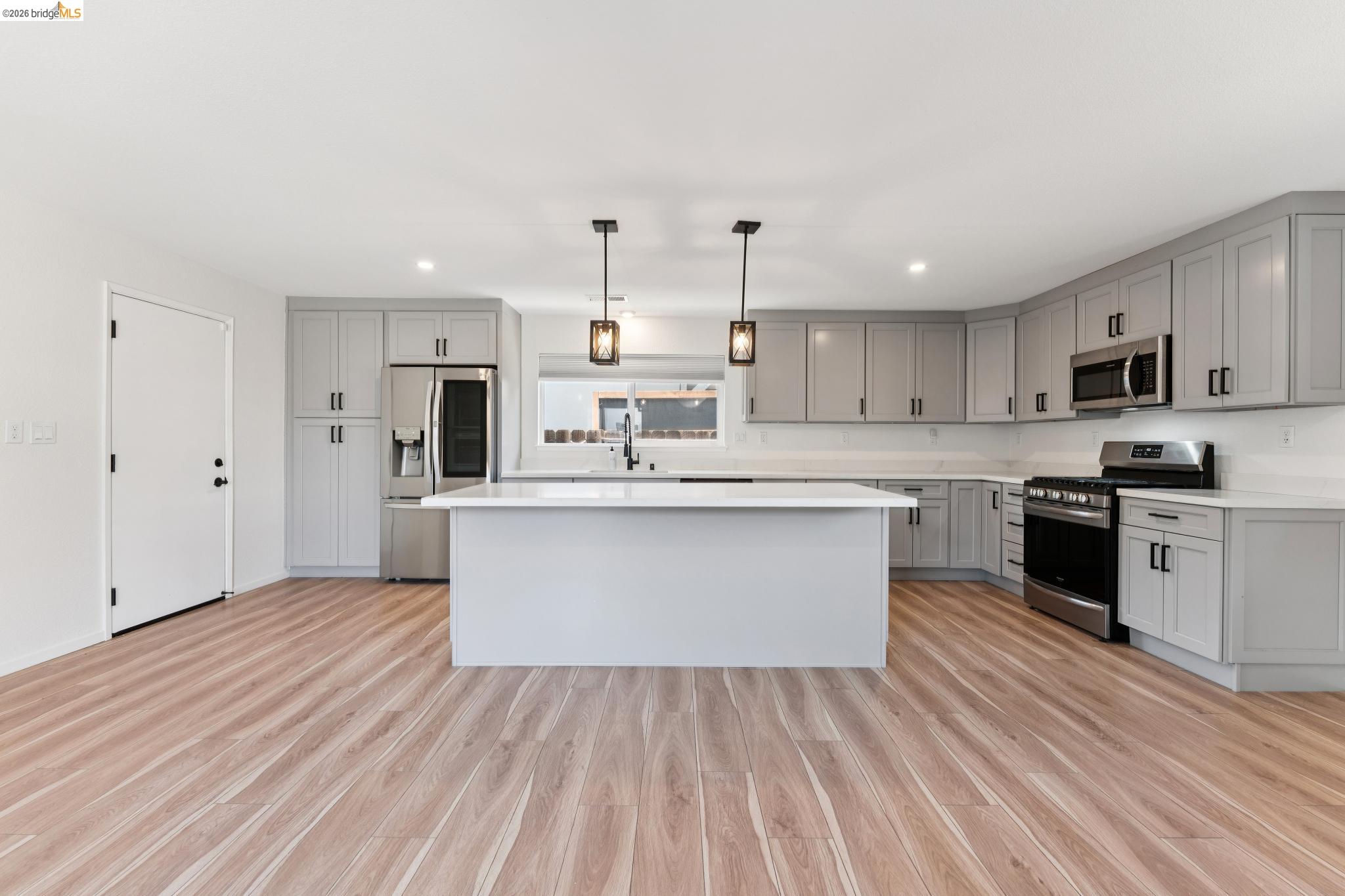 1300 Evergreen Dr., Concord, CA, 94520