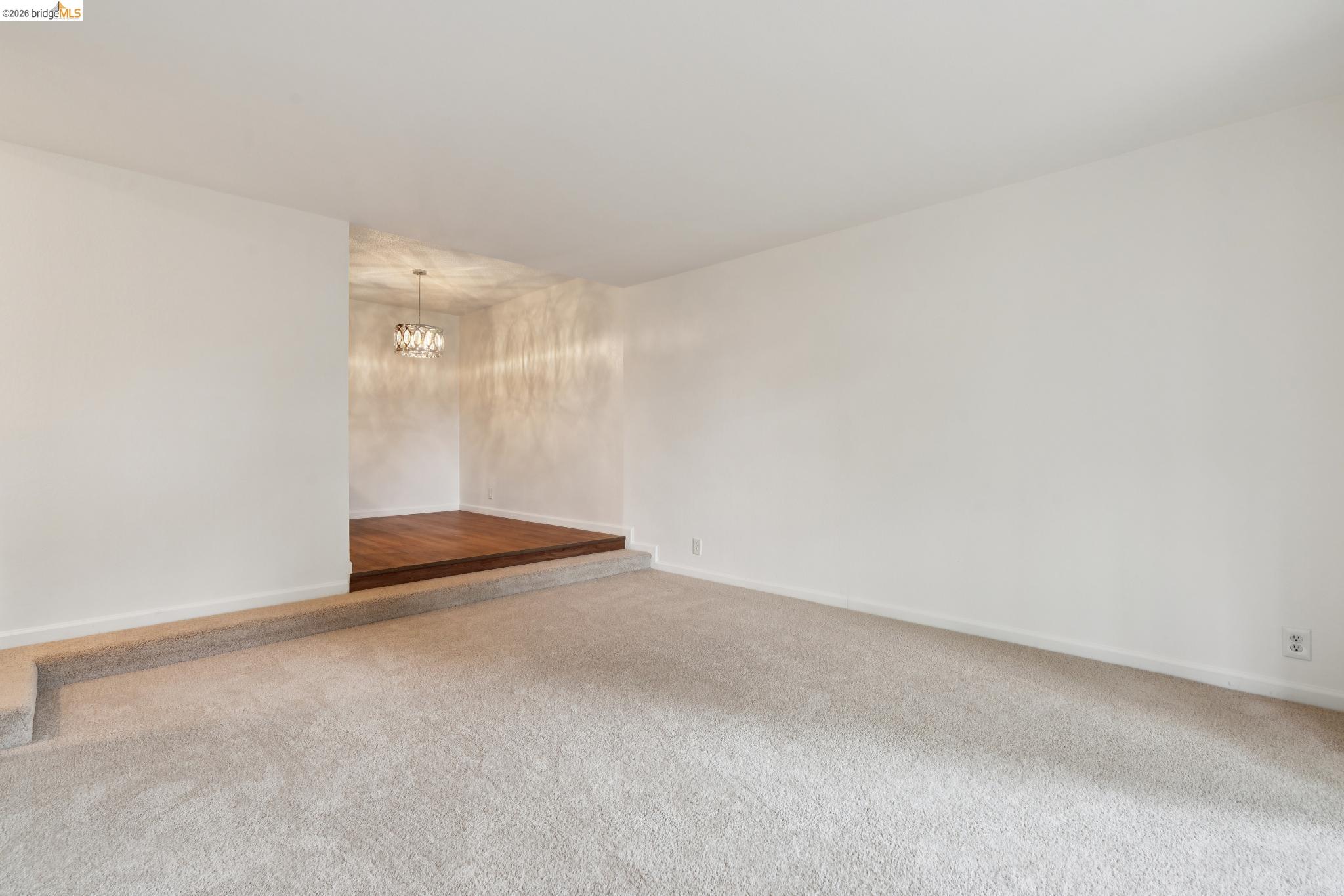 Photo #7: 41132044 Listing: Photo #7