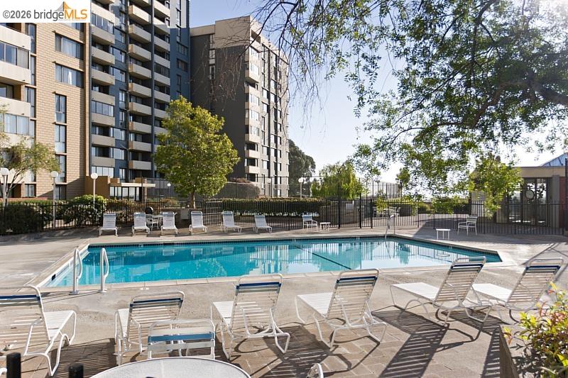 Photo #2: 41132051 Listing: Photo #2