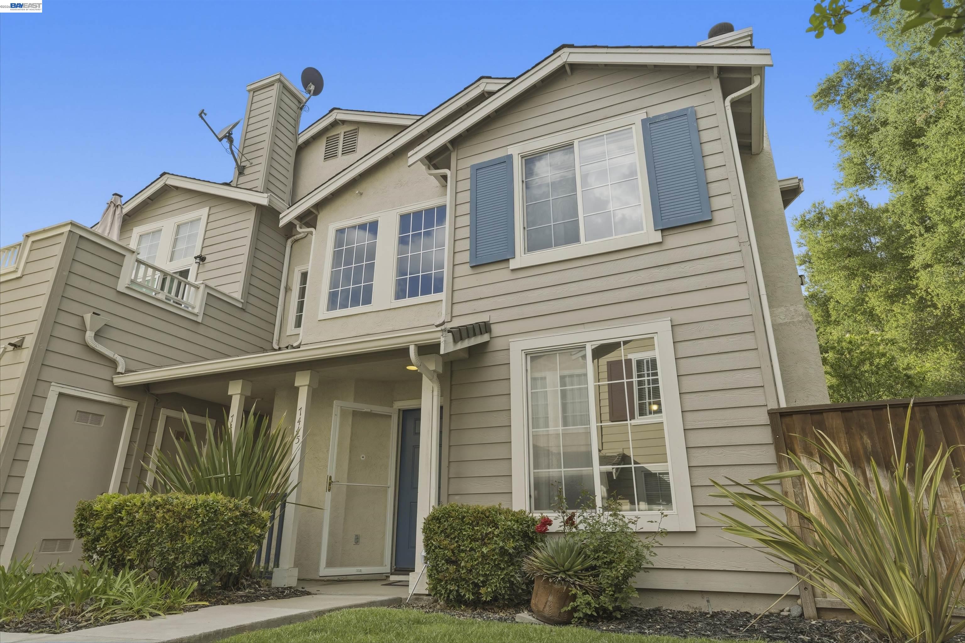 Front Image Thumbnail for BE41132053