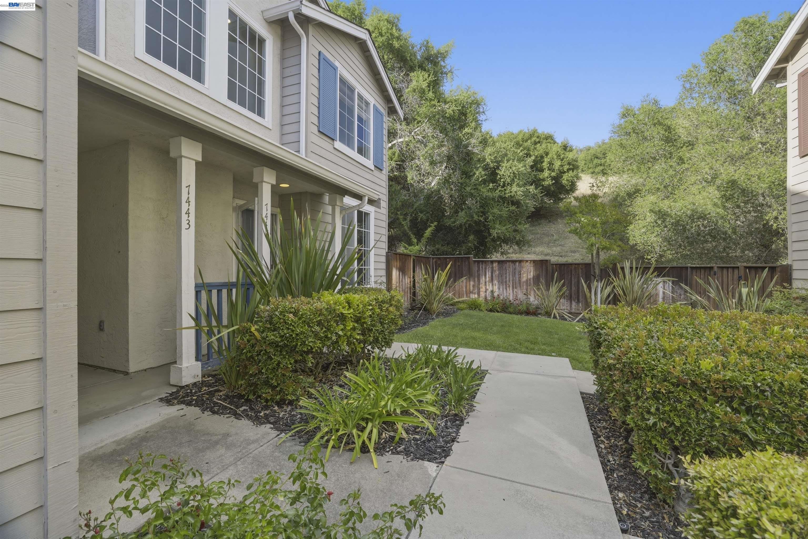 Photo #2: 41132053 Listing: Photo #2