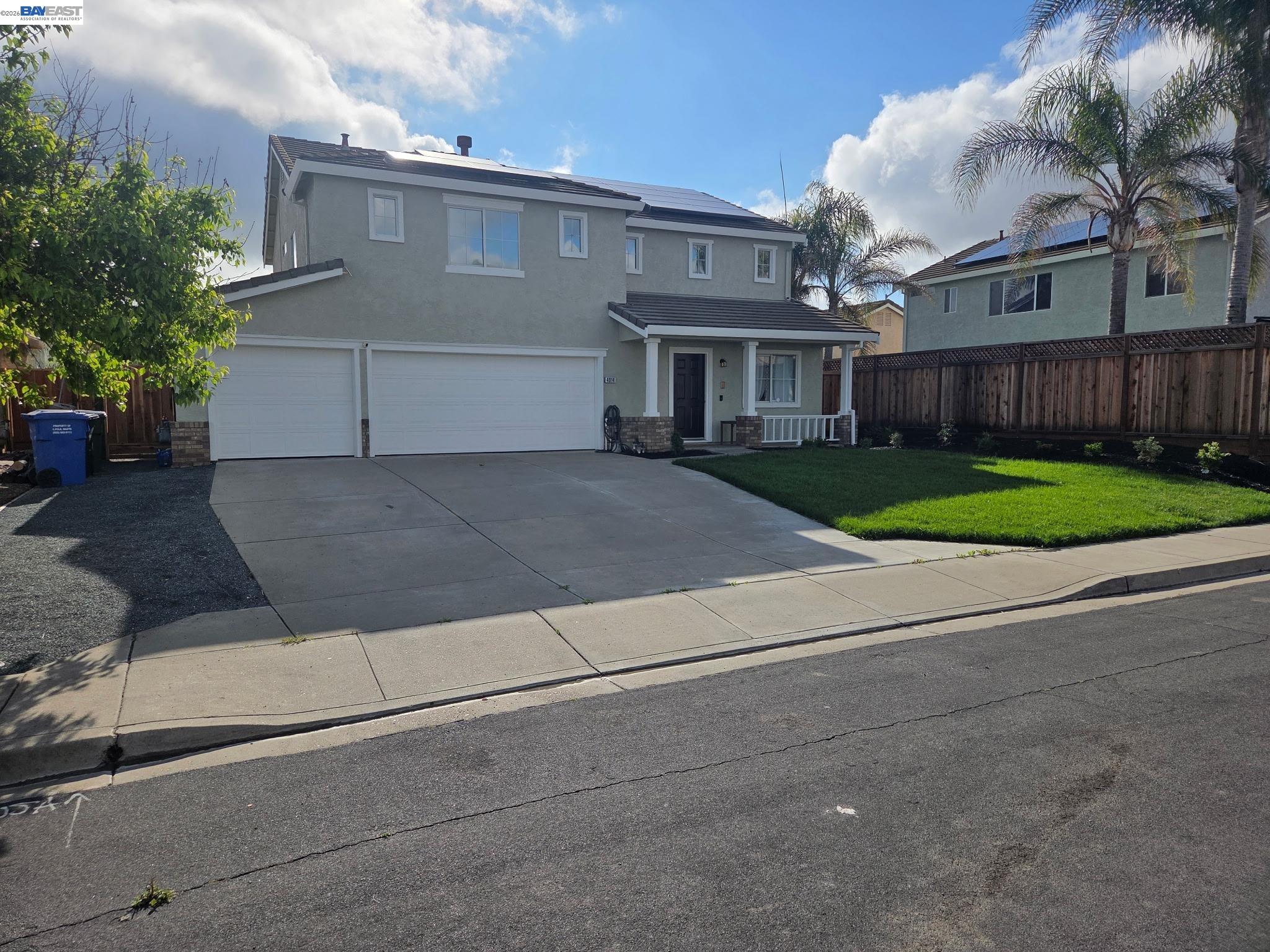 Front Image Thumbnail for BE41132066