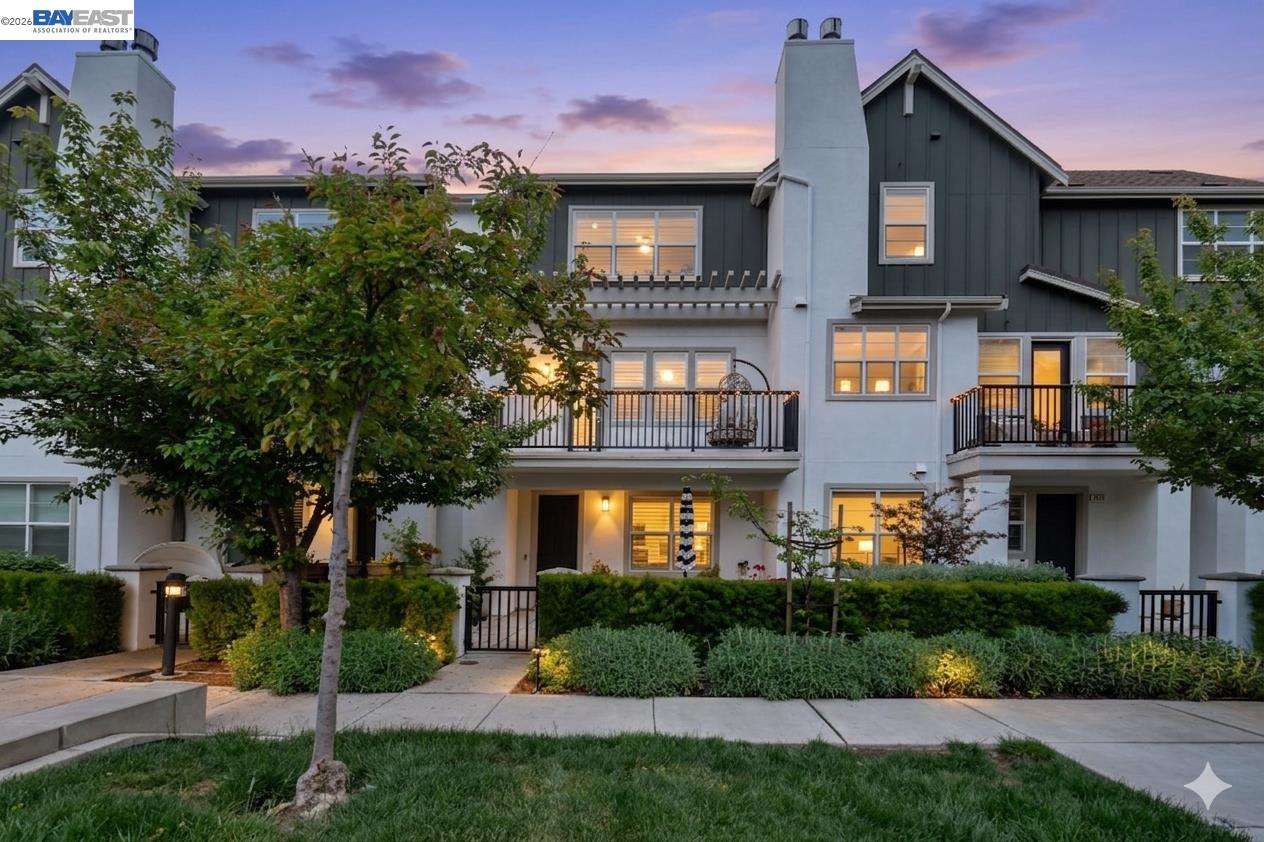 Front Image Thumbnail for BE41132069