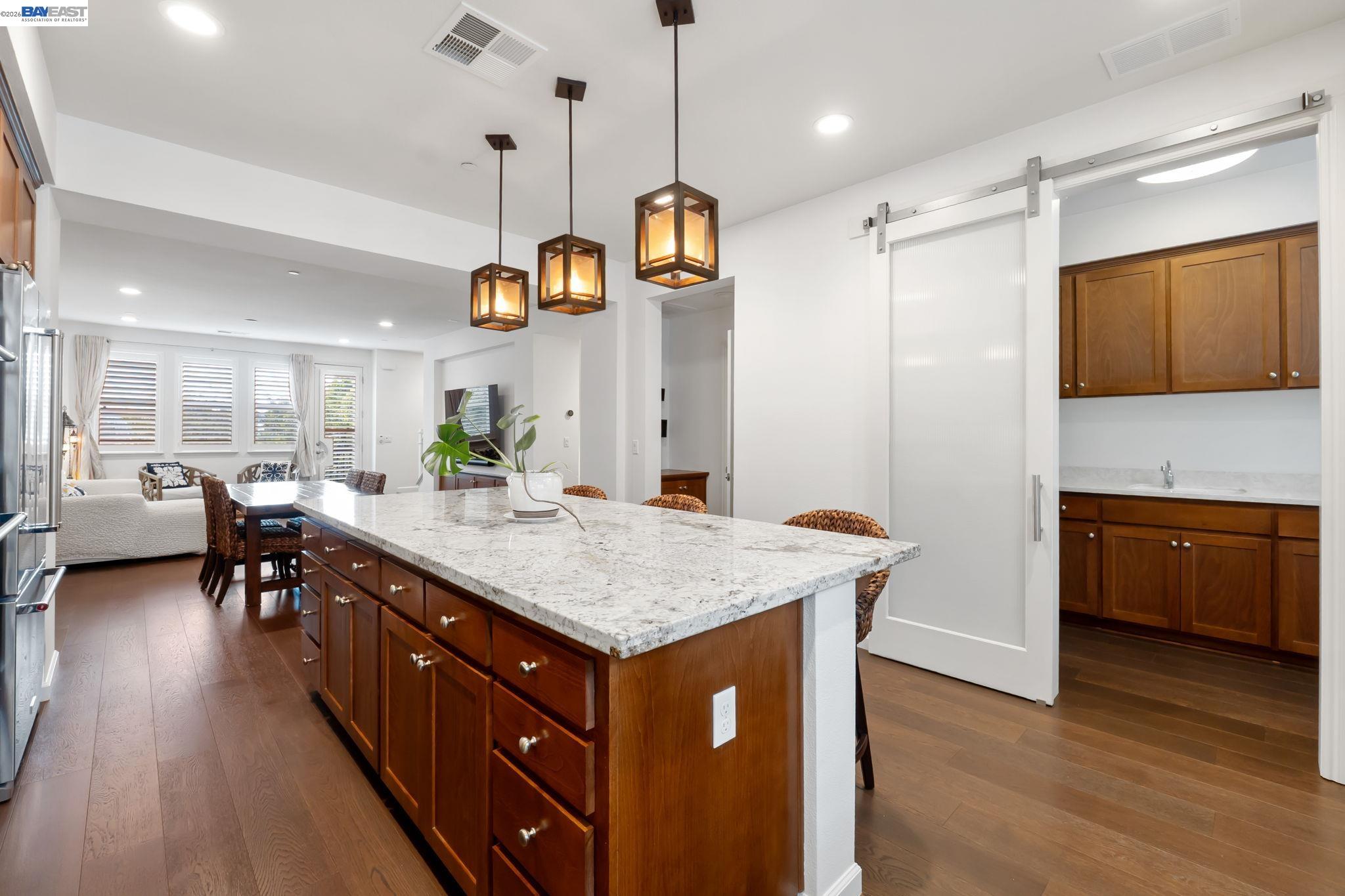 Photo #24: 41132069 Listing: Photo #24