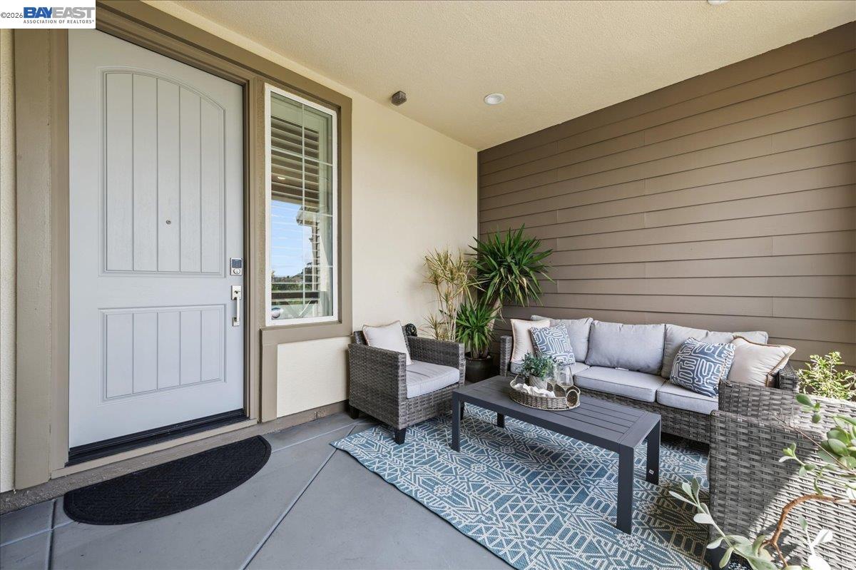 Photo #2: 41132081 Listing: Photo #2