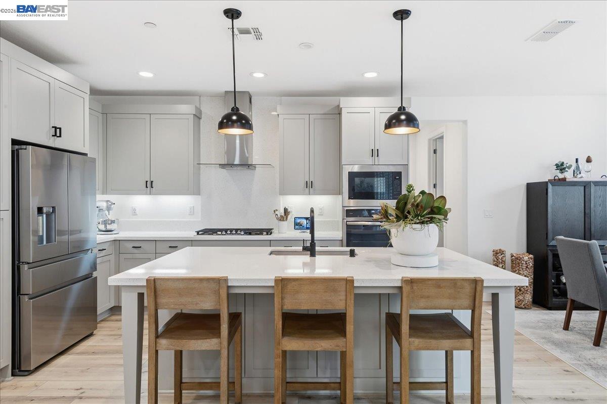 Photo #4: 41132081 Listing: Photo #4