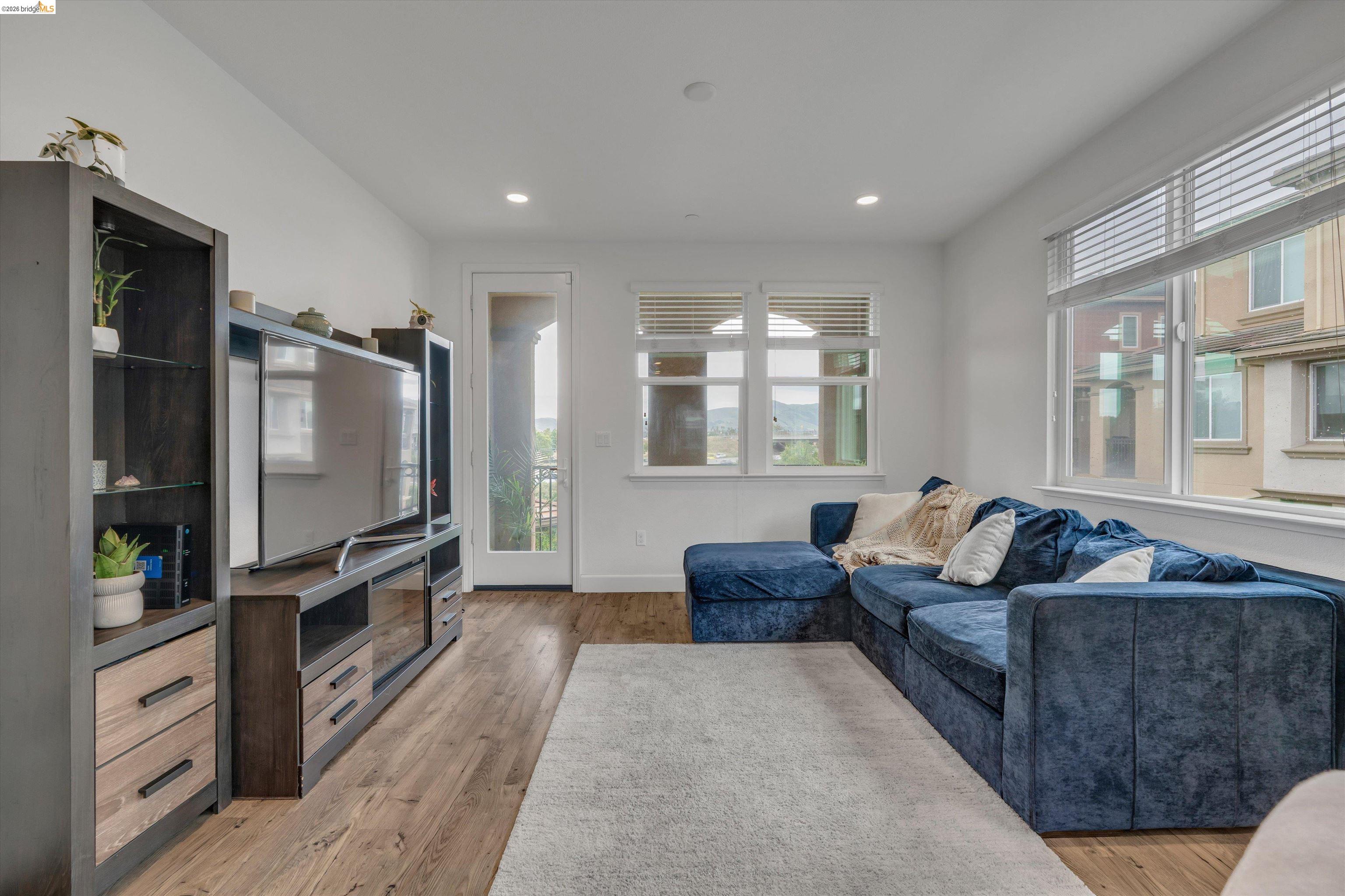 Photo #6: 41132082 Listing: Photo #6