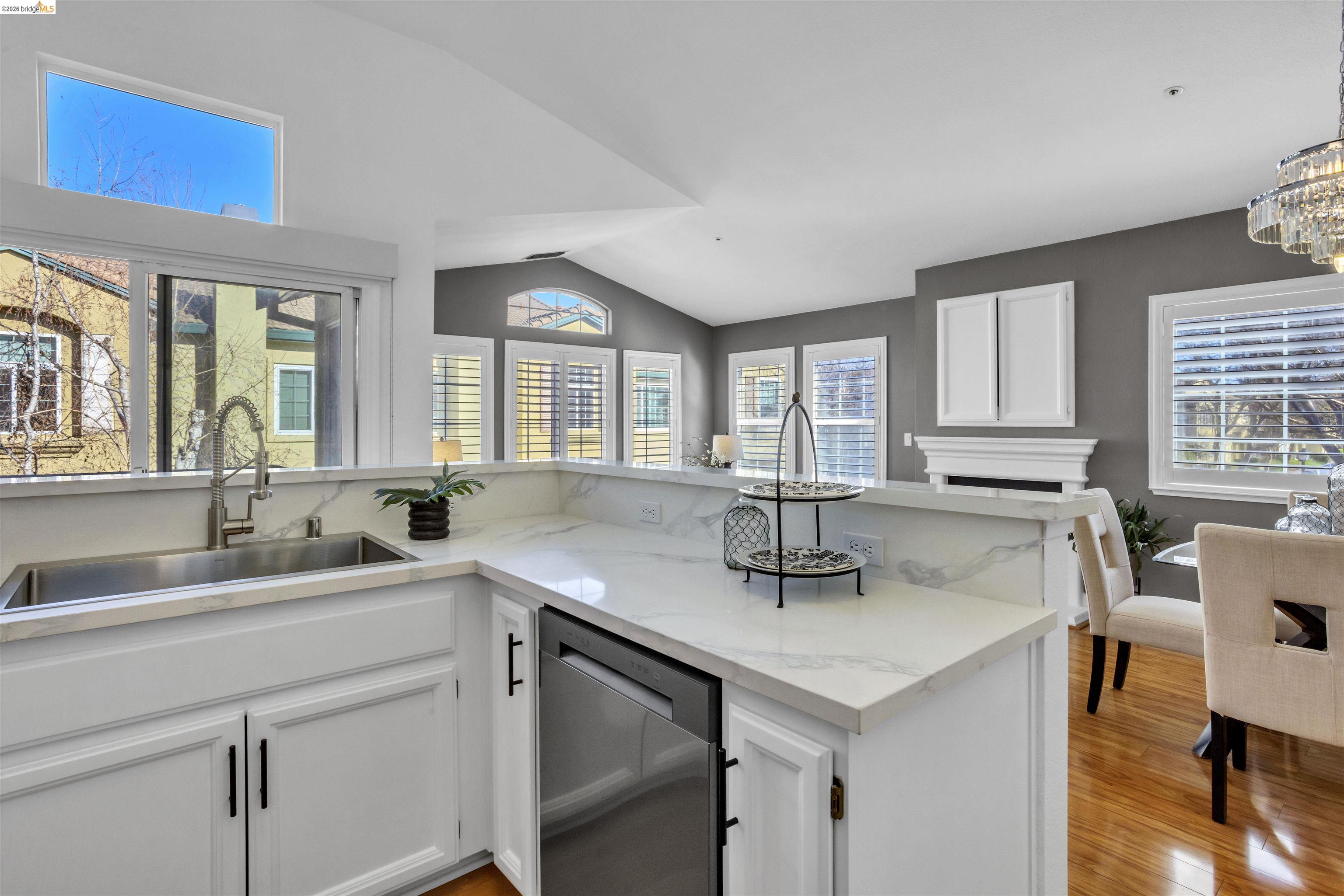 Photo #11: 41132085 Listing: Photo #11