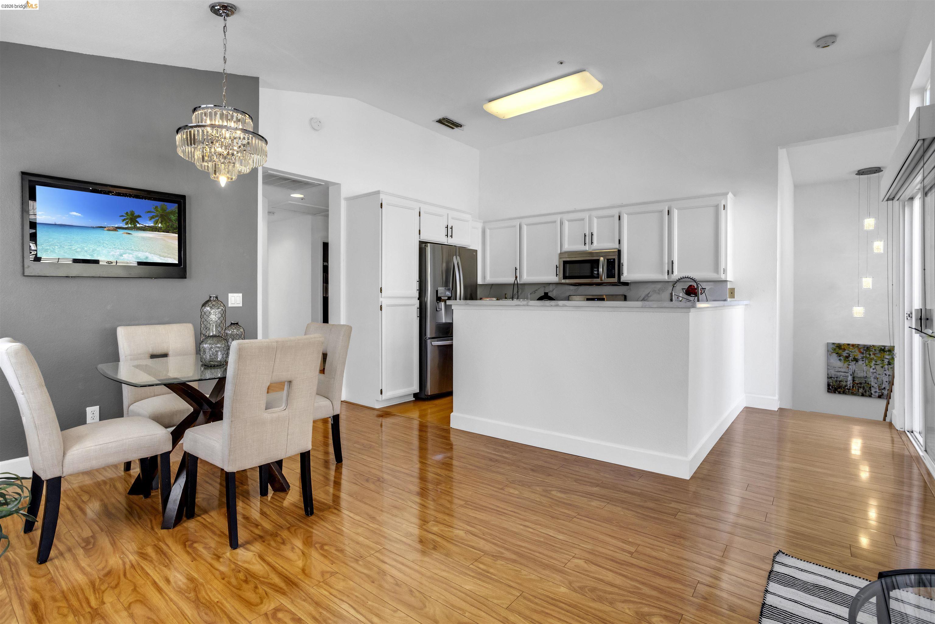 Photo #13: 41132085 Listing: Photo #13