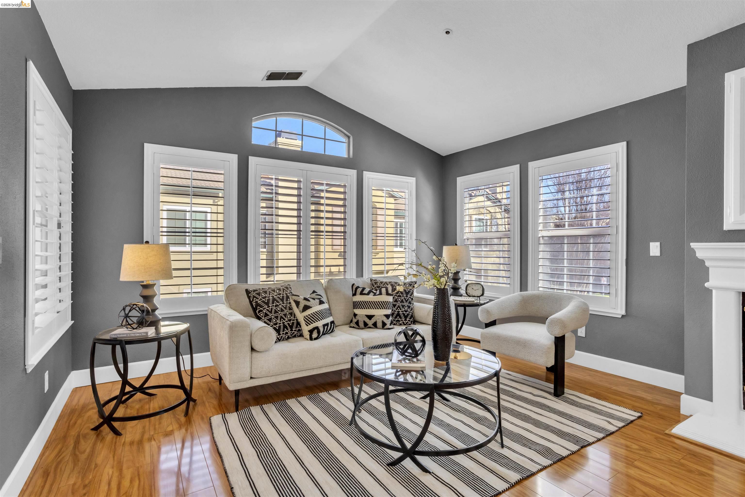 Photo #6: 41132085 Listing: Photo #6