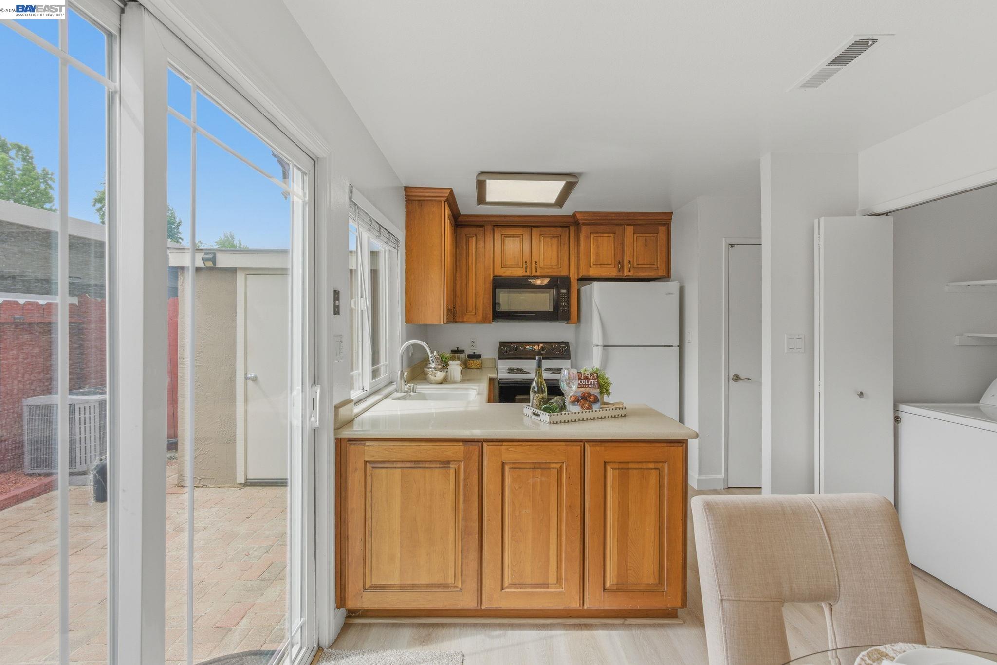 Photo #12: 41132092 Listing: Photo #12