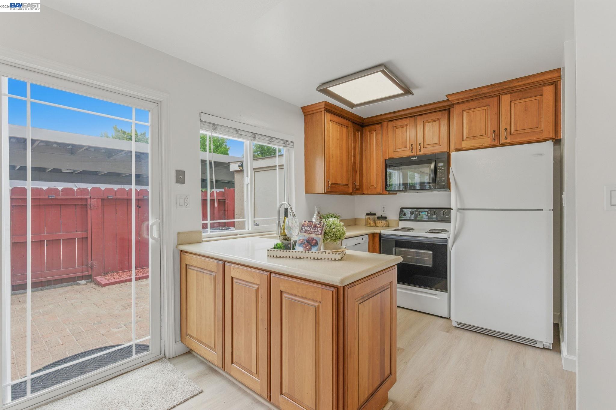 Photo #13: 41132092 Listing: Photo #13