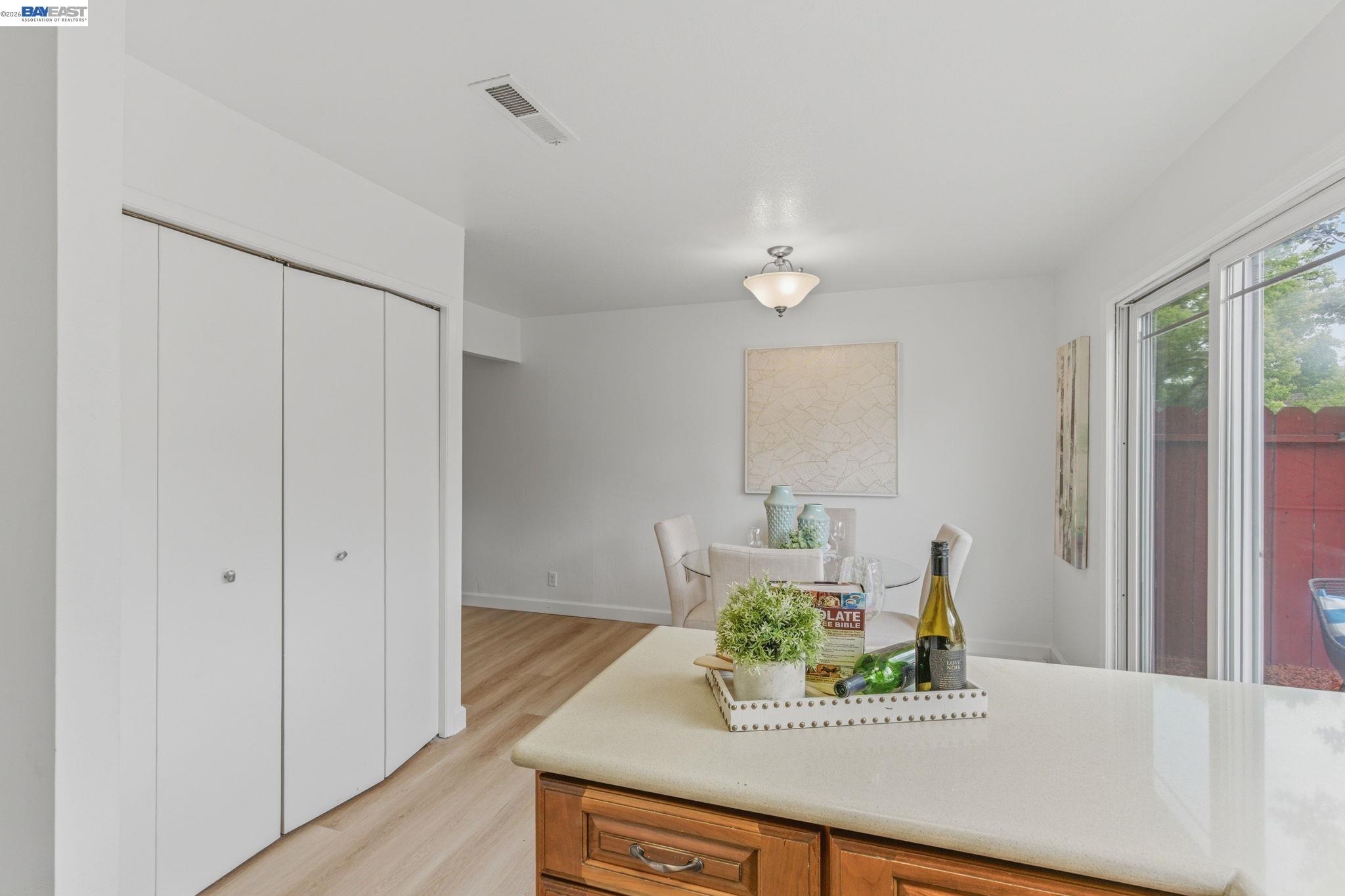 Photo #16: 41132092 Listing: Photo #16