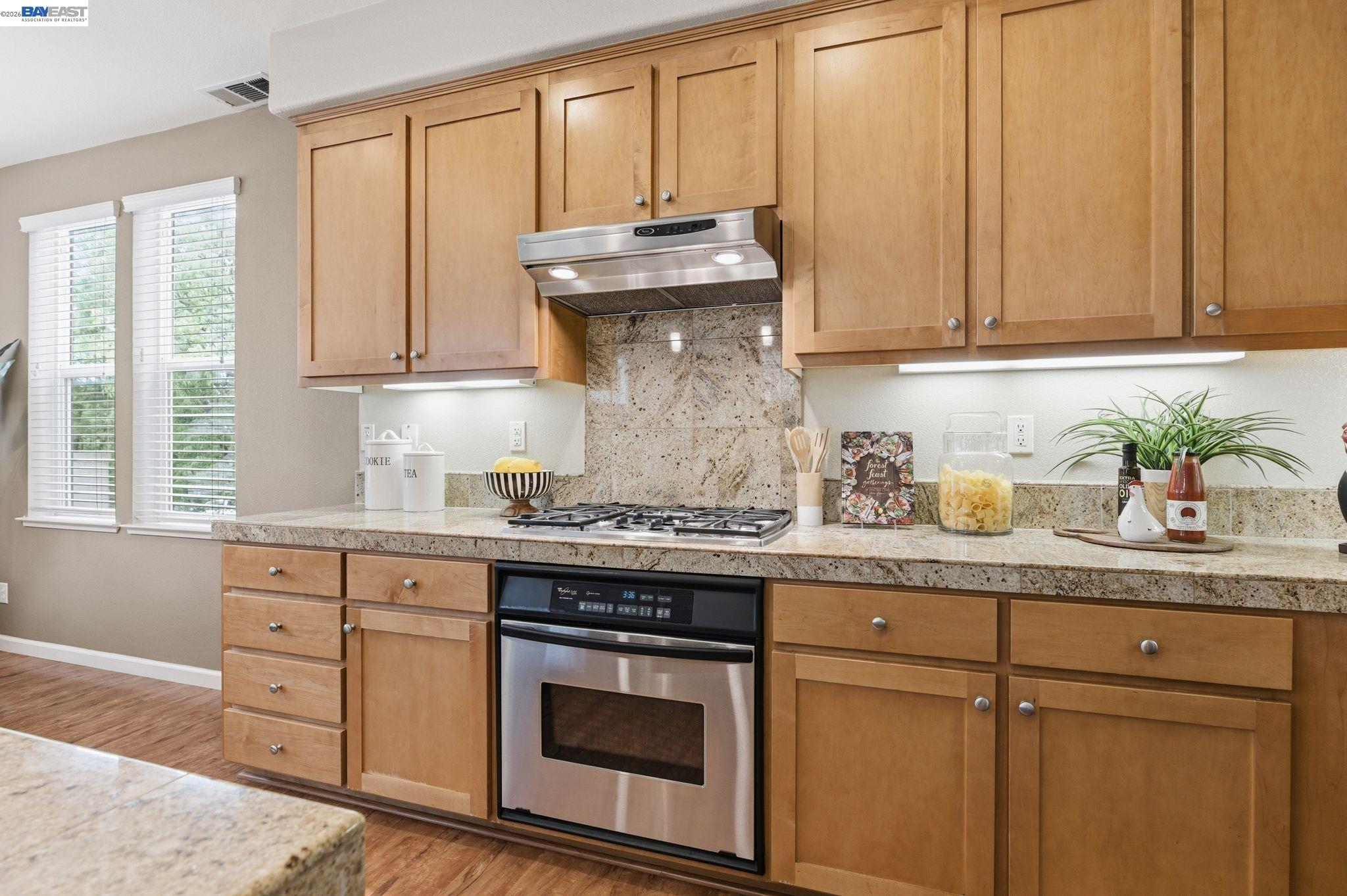 6005 Hillbrook Pl, Dublin CA 94568 — photo 9