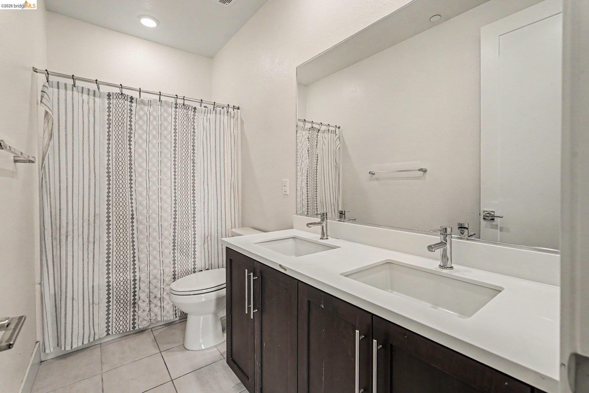 Photo #15: 41132101 Listing: Photo #15