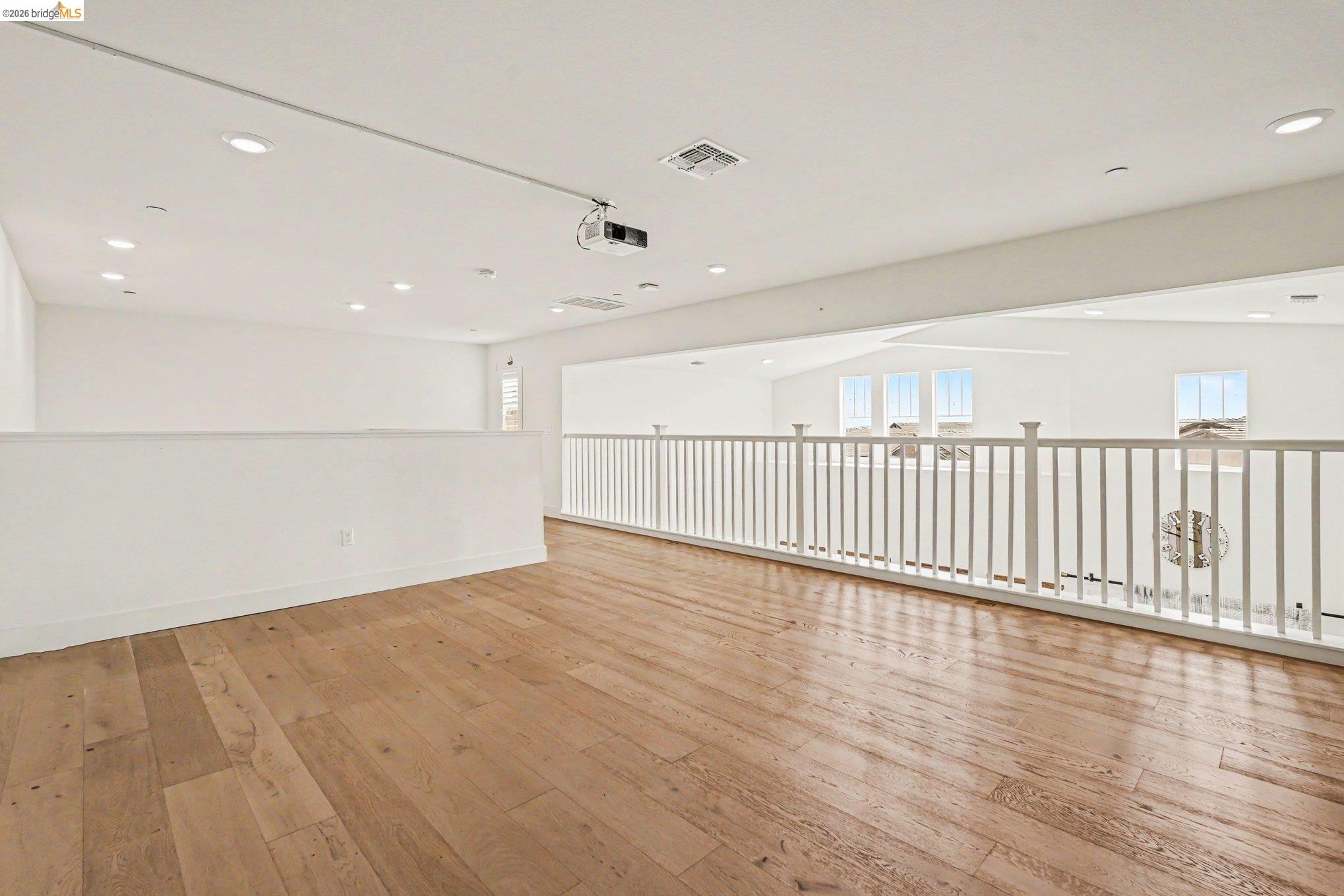 Photo #29: 41132101 Listing: Photo #29