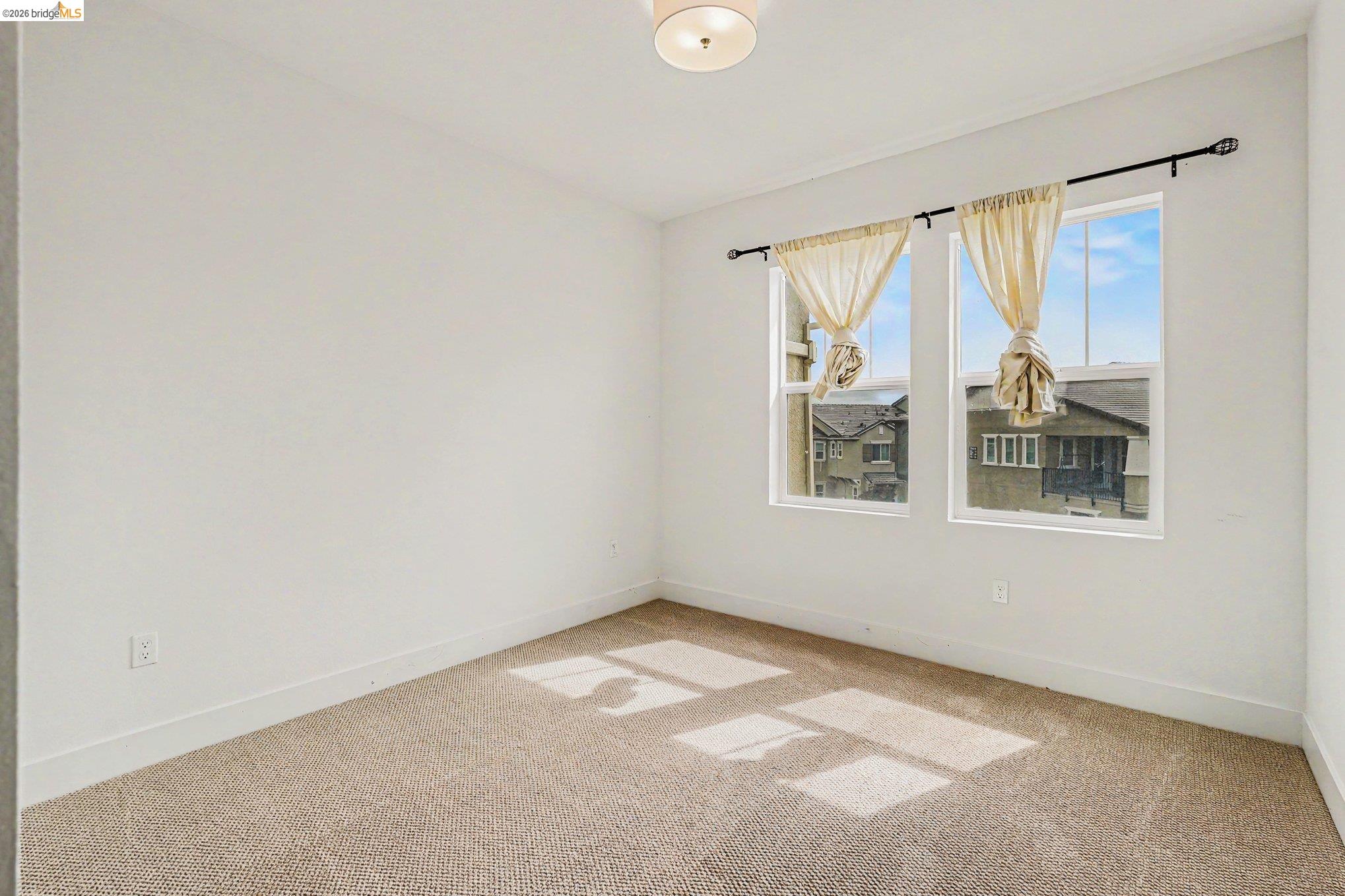 Photo #30: 41132101 Listing: Photo #30