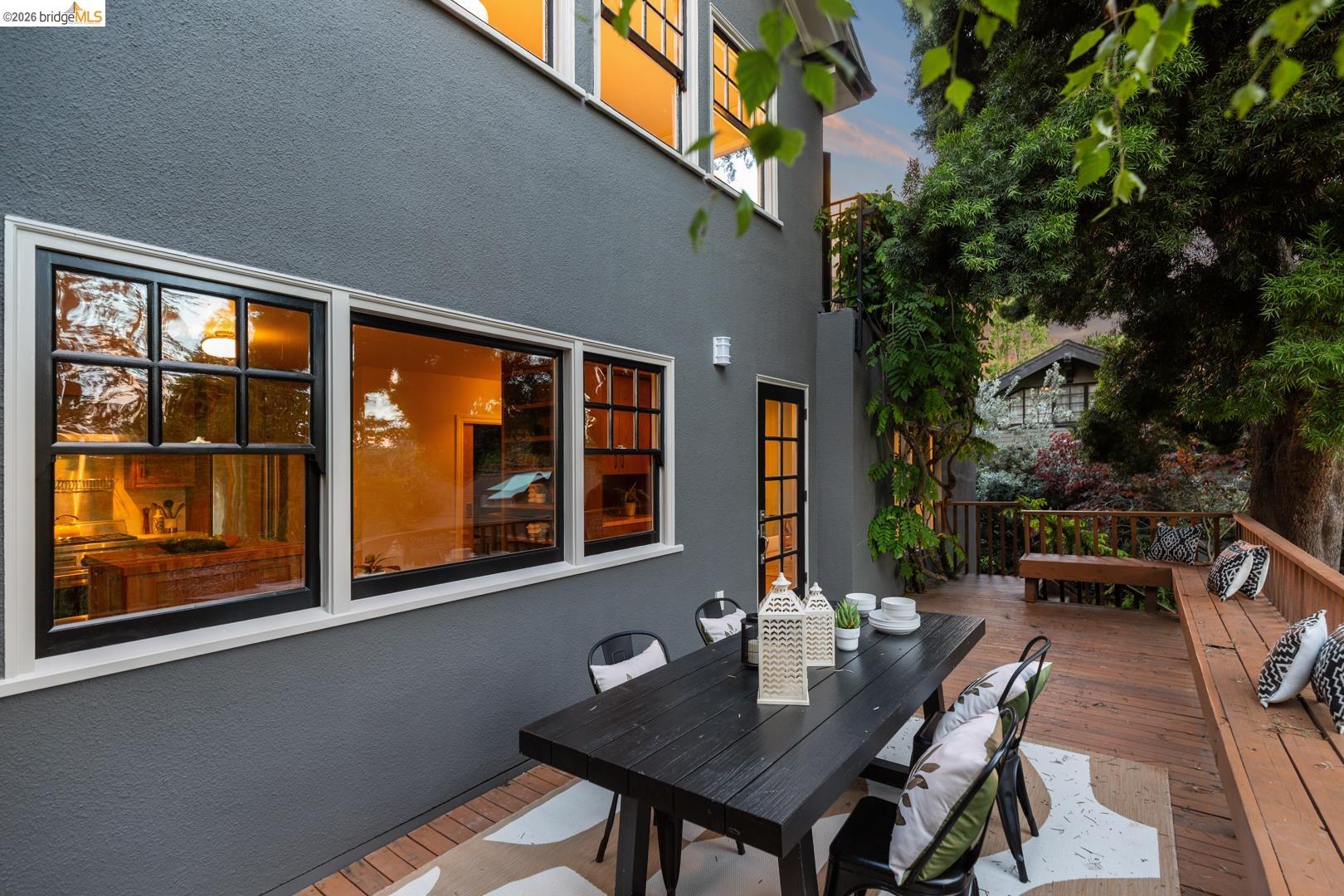 25 Stonewall Rd, Berkeley, CA, 94705