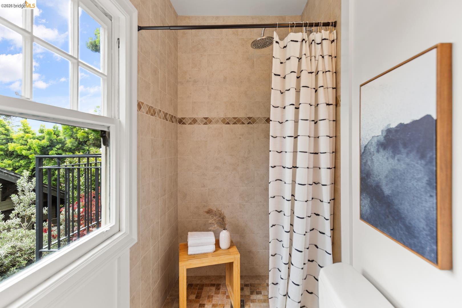 25 Stonewall Rd, Berkeley, CA, 94705