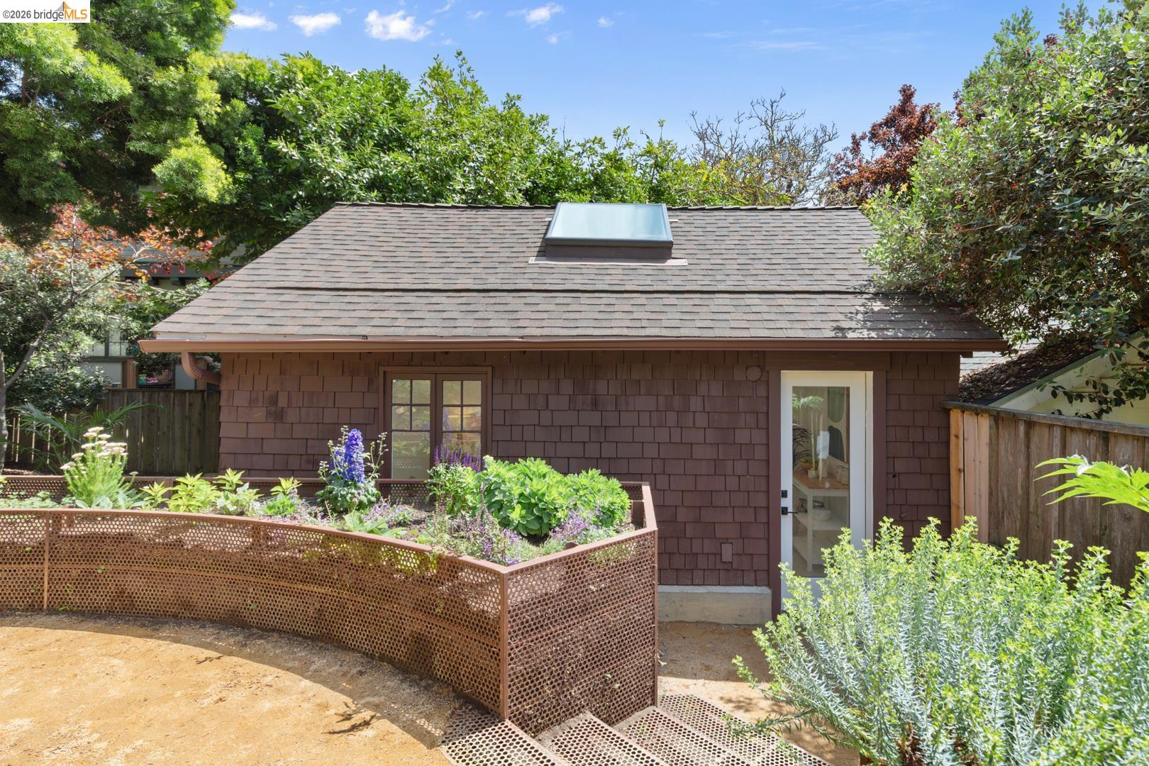 25 Stonewall Rd, Berkeley, CA, 94705