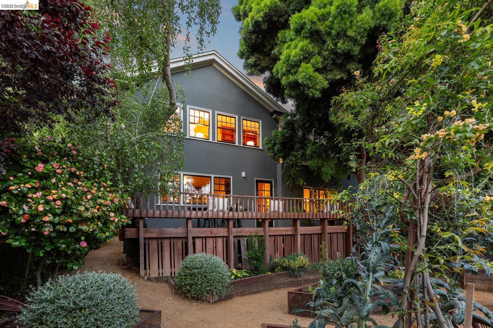 25 Stonewall Rd, Berkeley, CA, 94705