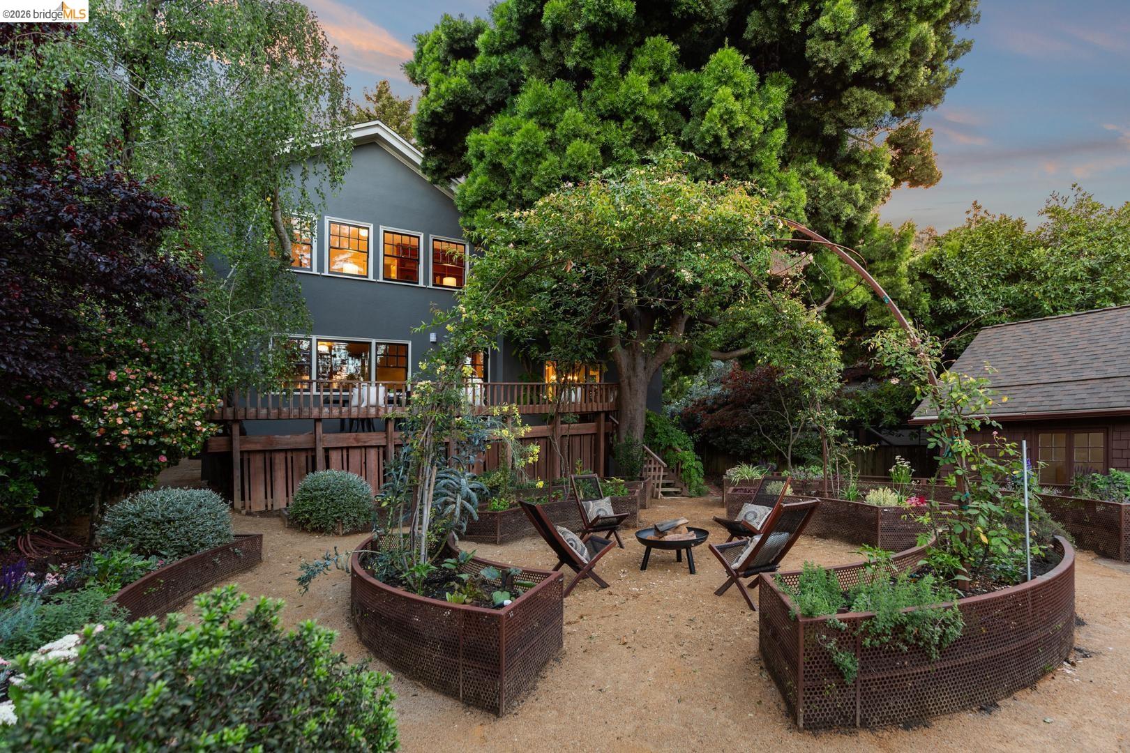 25 Stonewall Rd, Berkeley, CA, 94705