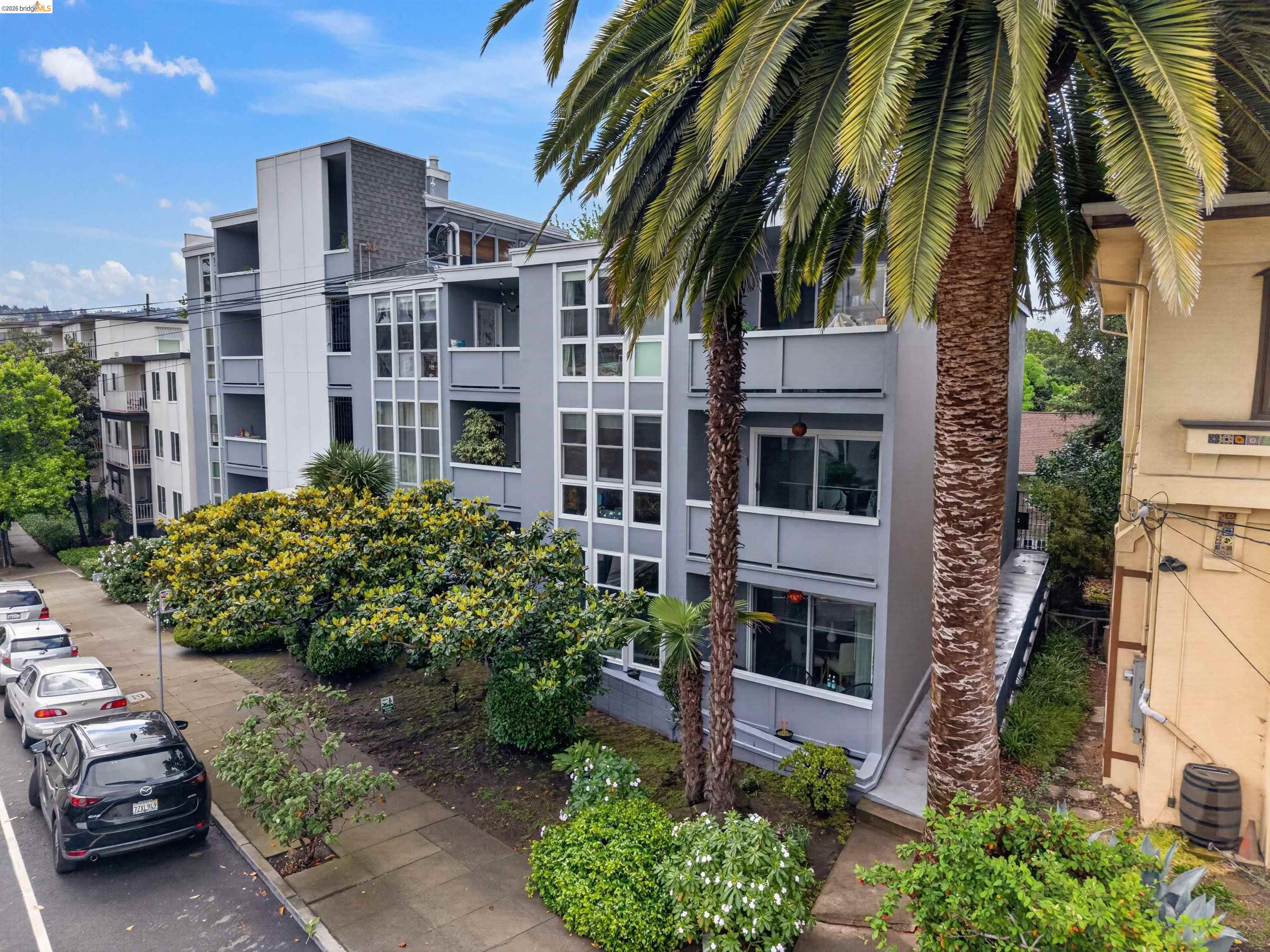 Photo #2: 41132103 Listing: Photo #2