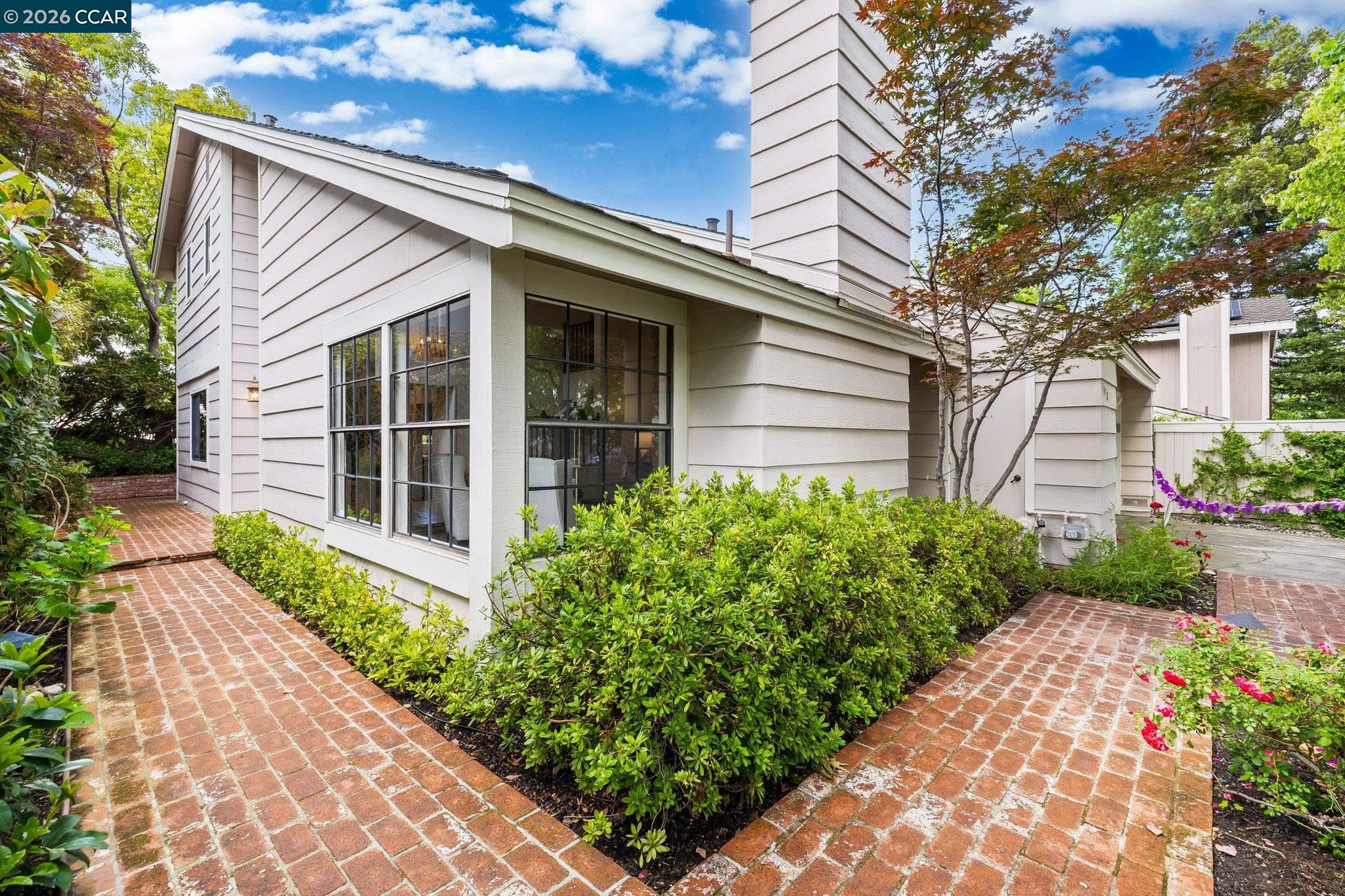 1578 Pyrenees Pl, Walnut Creek, CA, 94598