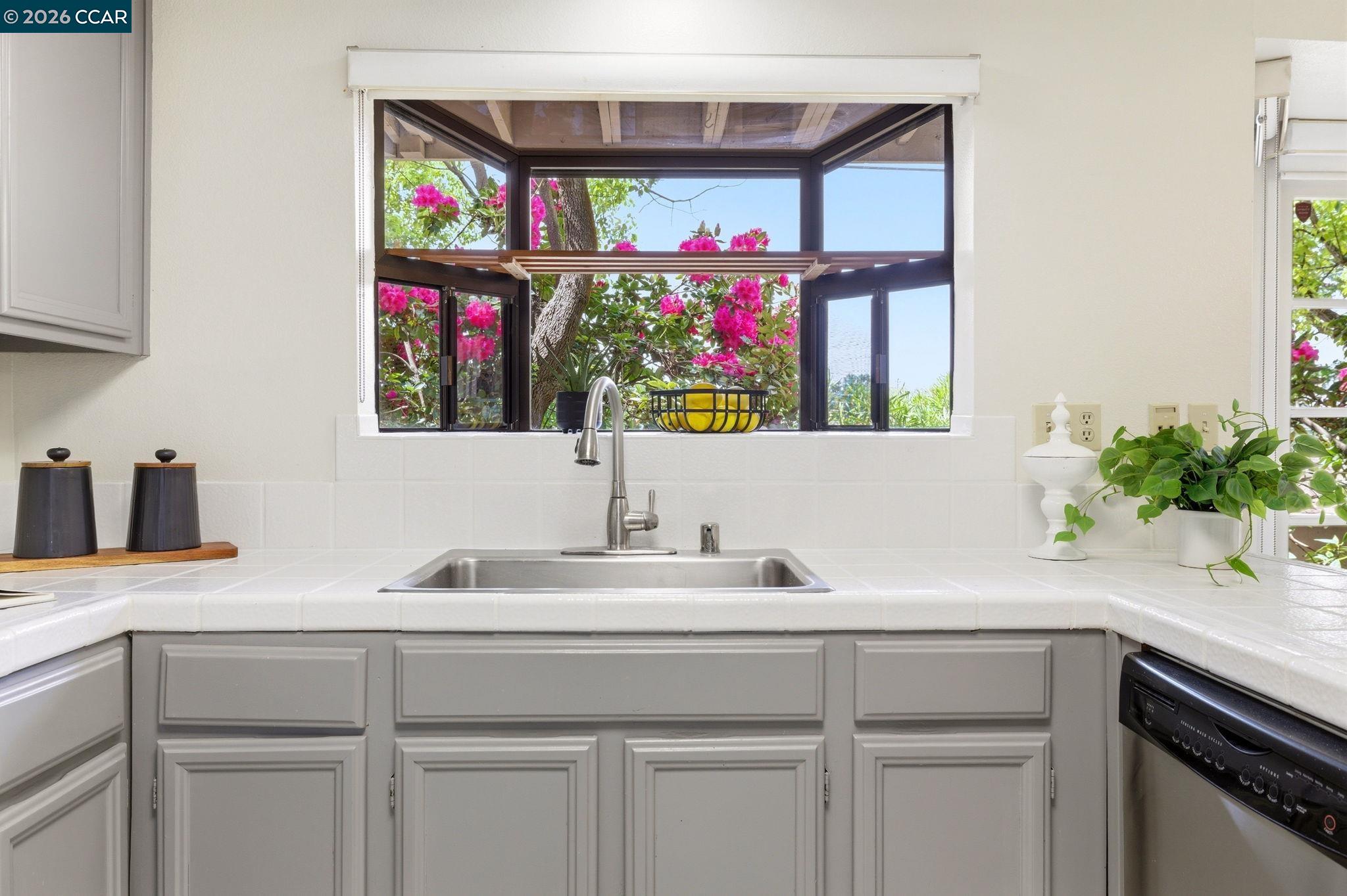 1578 Pyrenees Pl, Walnut Creek, CA, 94598