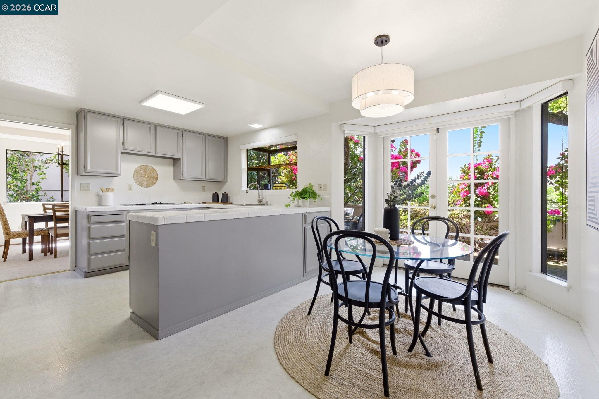 1578 Pyrenees Pl, Walnut Creek, CA, 94598