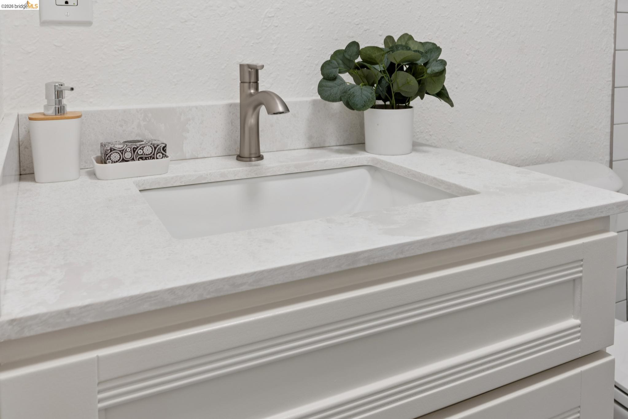 Photo #15: 41132115 Listing: Photo #15