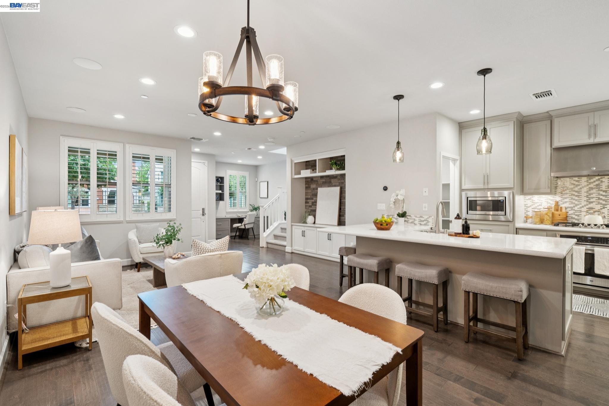 Front Image Thumbnail for BE41132116