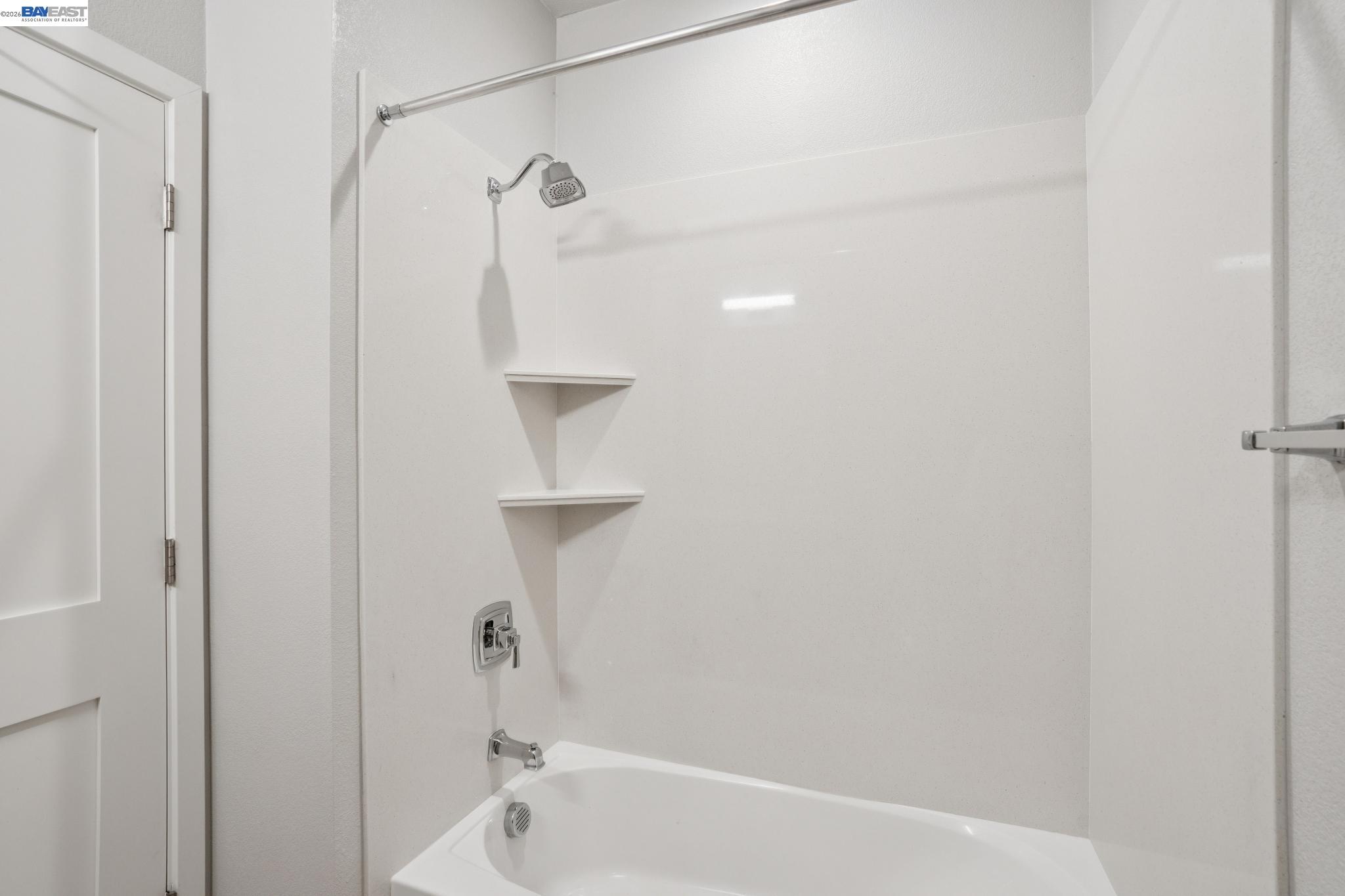 Photo #26: 41132116 Listing: Photo #26