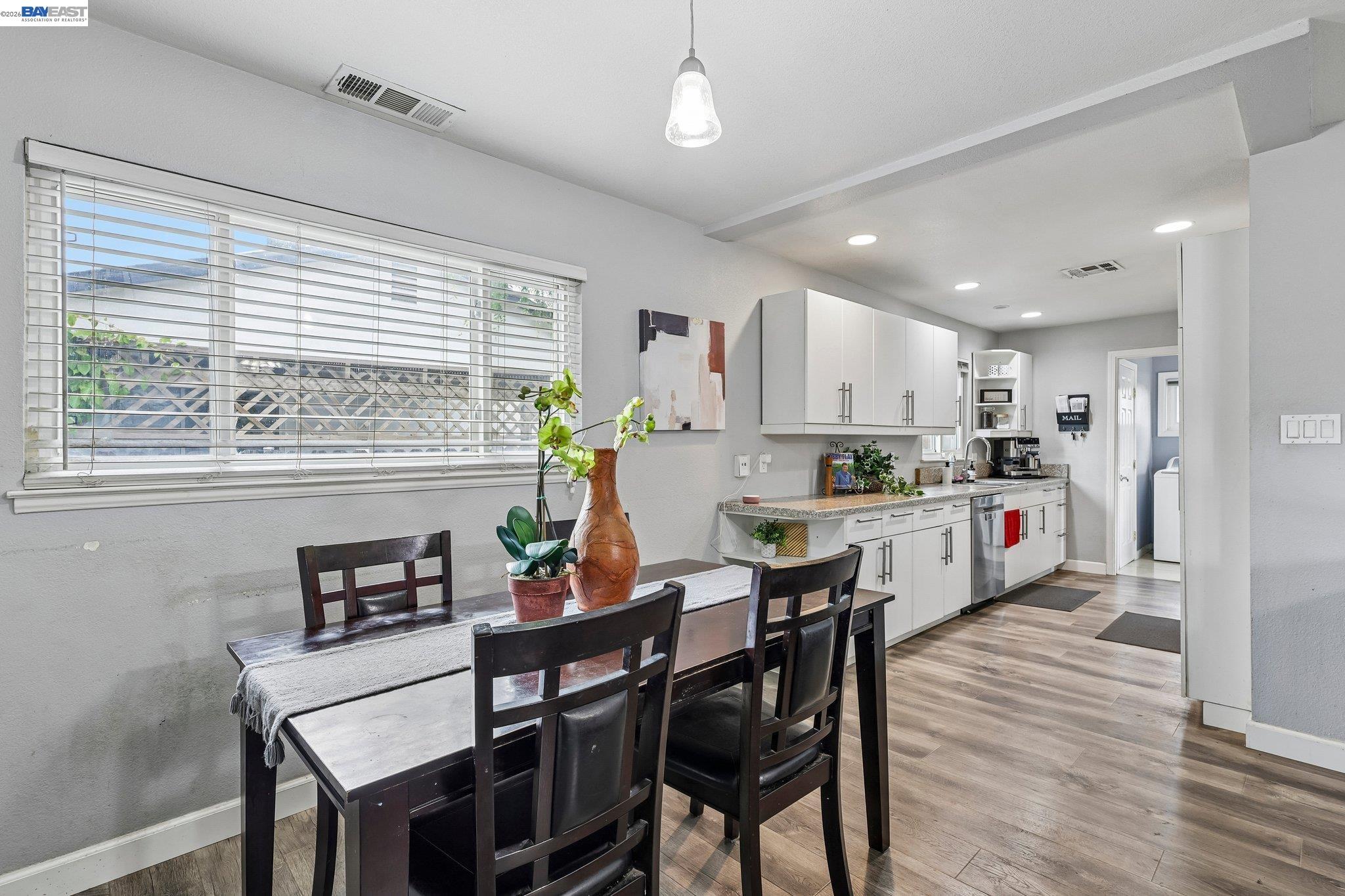 1225 W Beverly Pl, Tracy CA 95376 — photo 6
