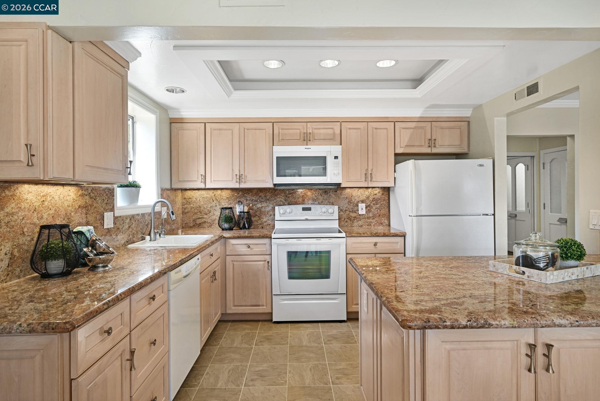 Photo #10: 41132135 Listing: Photo #10