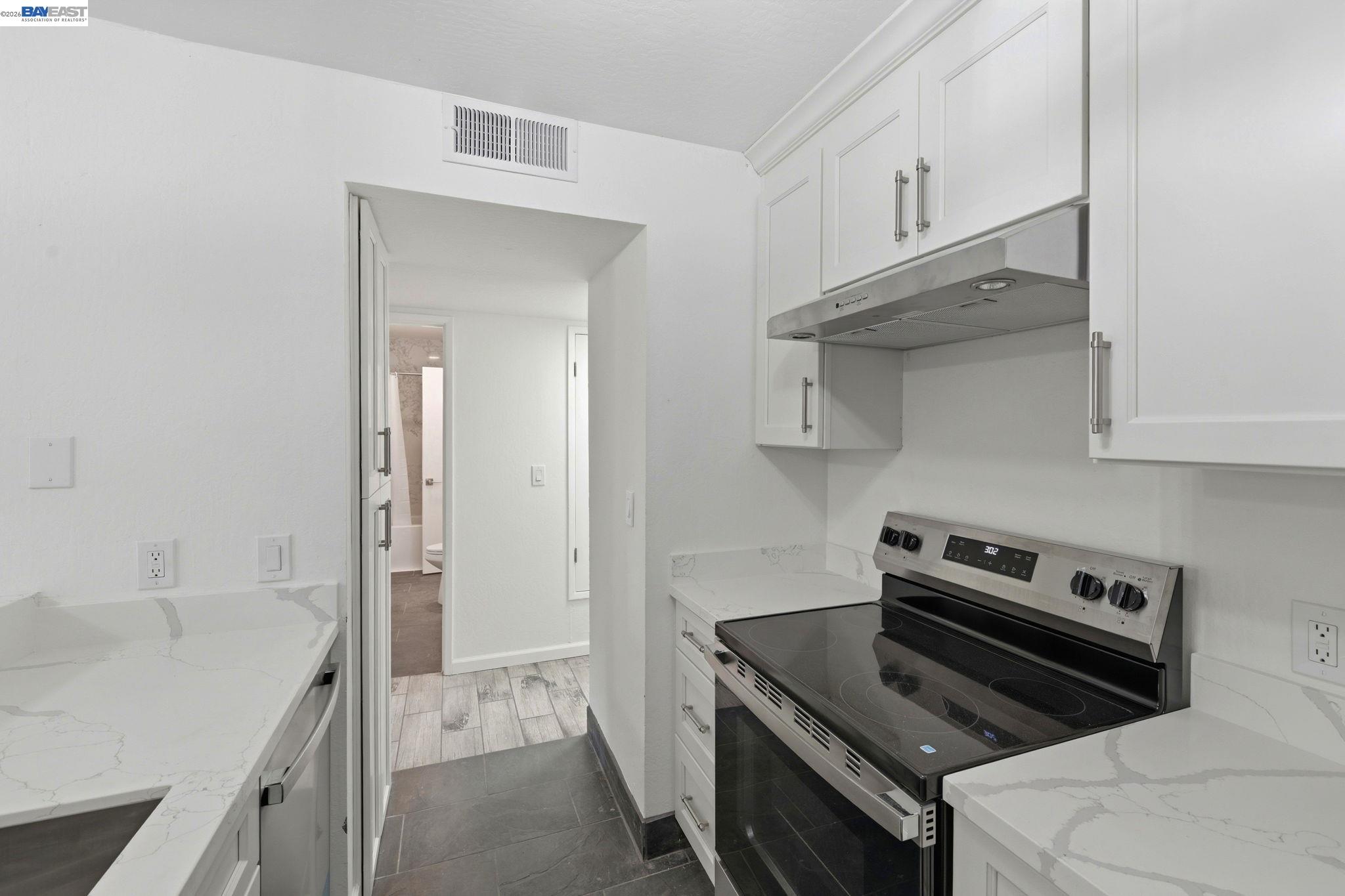 Photo #11: 41132144 Listing: Photo #11