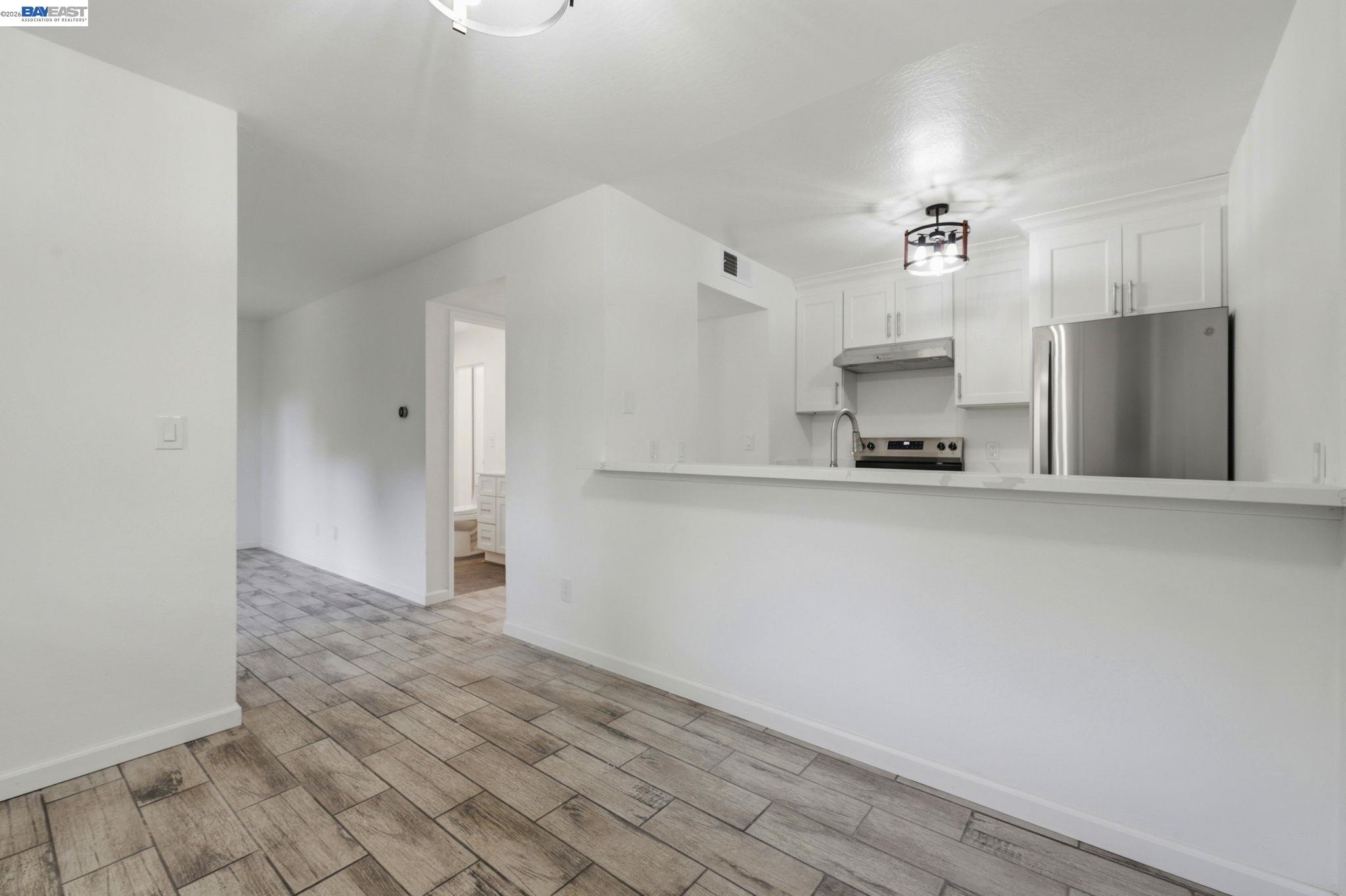 Photo #14: 41132144 Listing: Photo #14