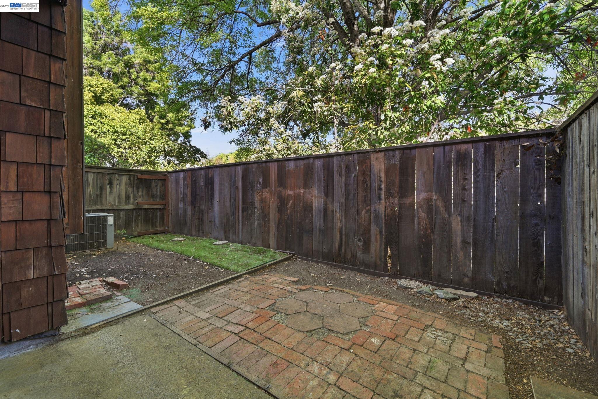 Photo #23: 41132144 Listing: Photo #23