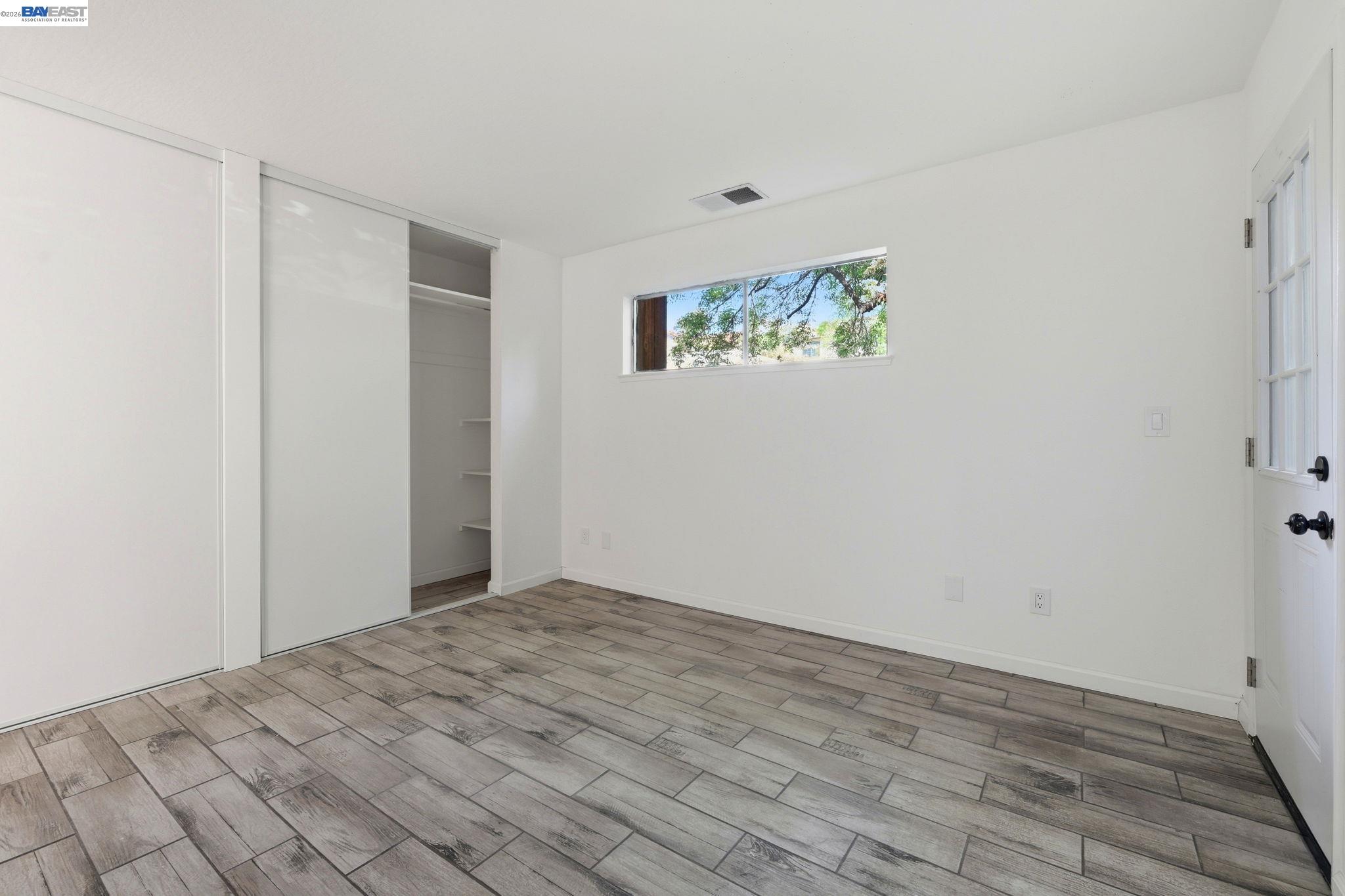 Photo #4: 41132144 Listing: Photo #4