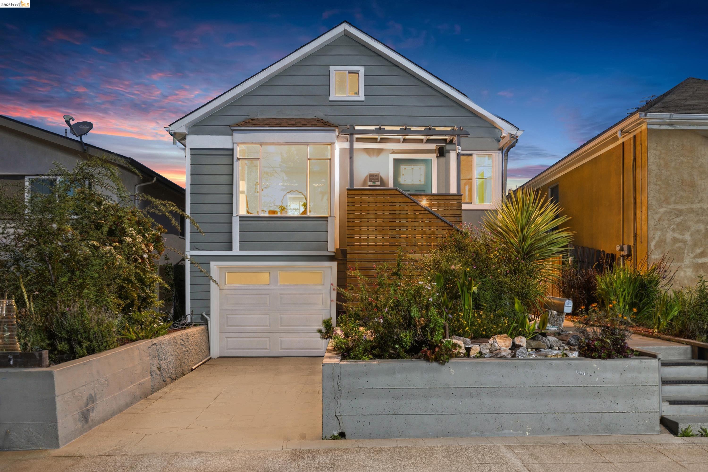 Front Image Thumbnail for EB41132154