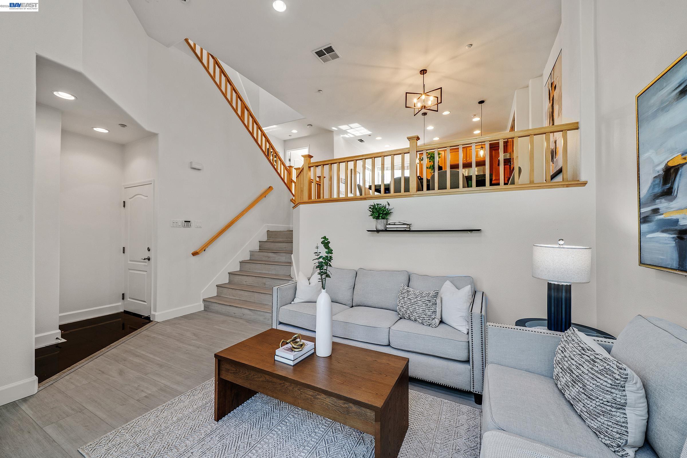 Photo #5: 41132159 Listing: Photo #5