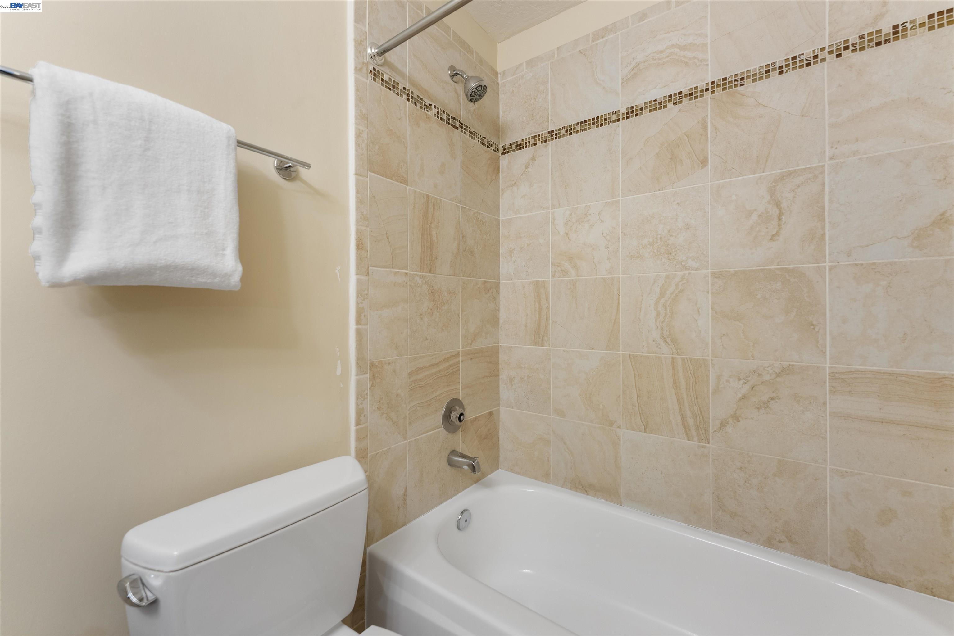 Photo #19: 41132162 Listing: Photo #19