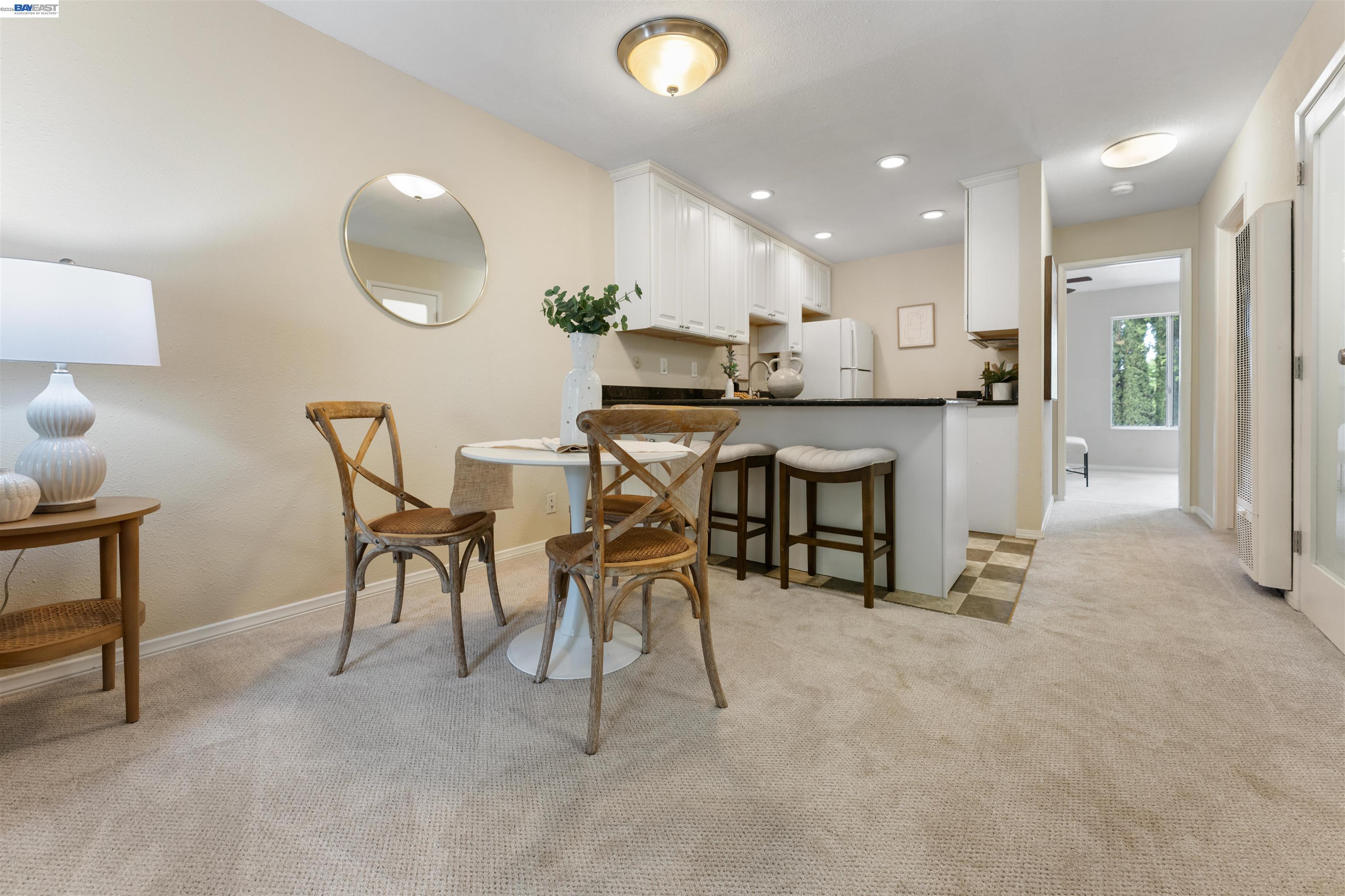Photo #6: 41132162 Listing: Photo #6