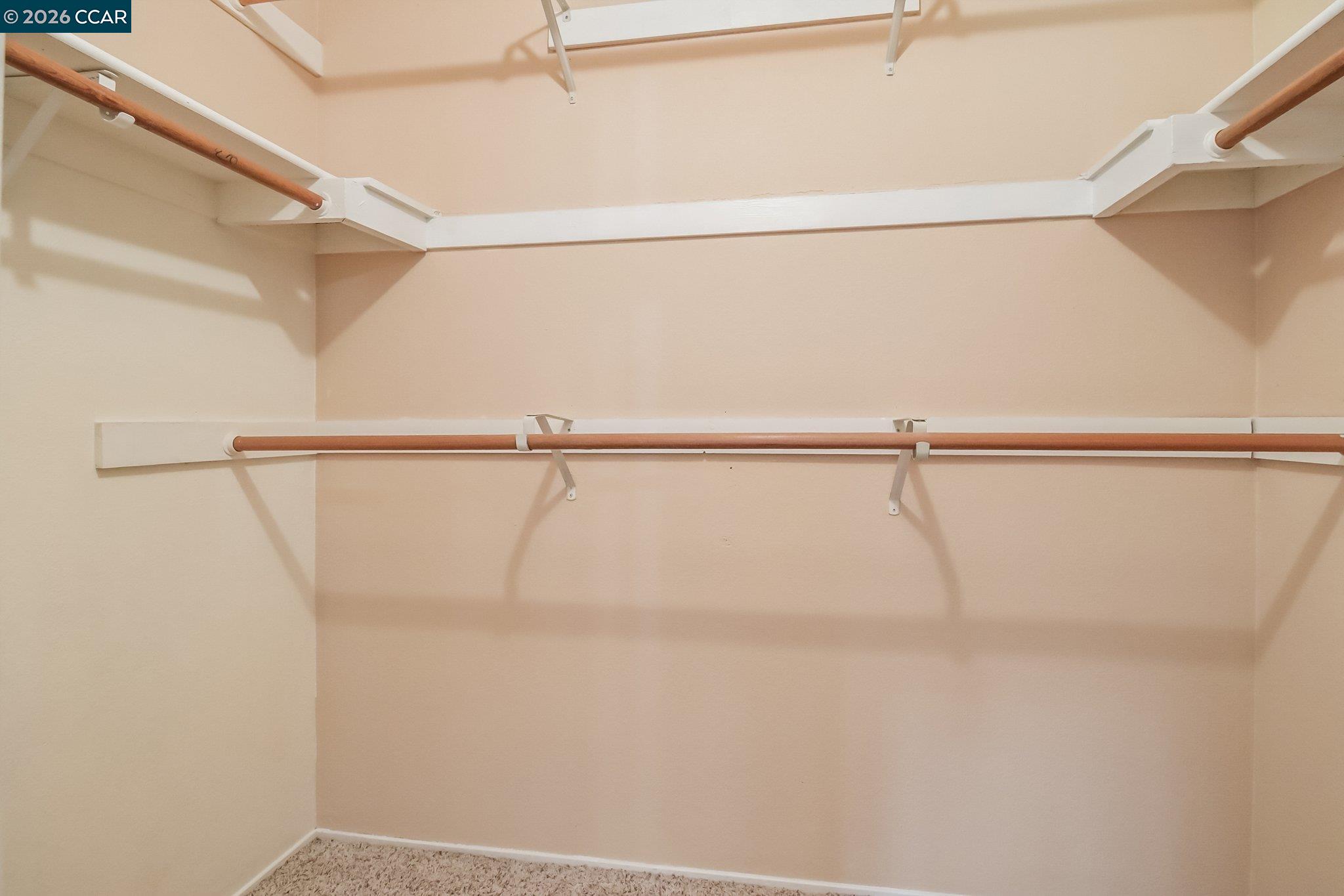 Photo #14: 41132192 Listing: Photo #14